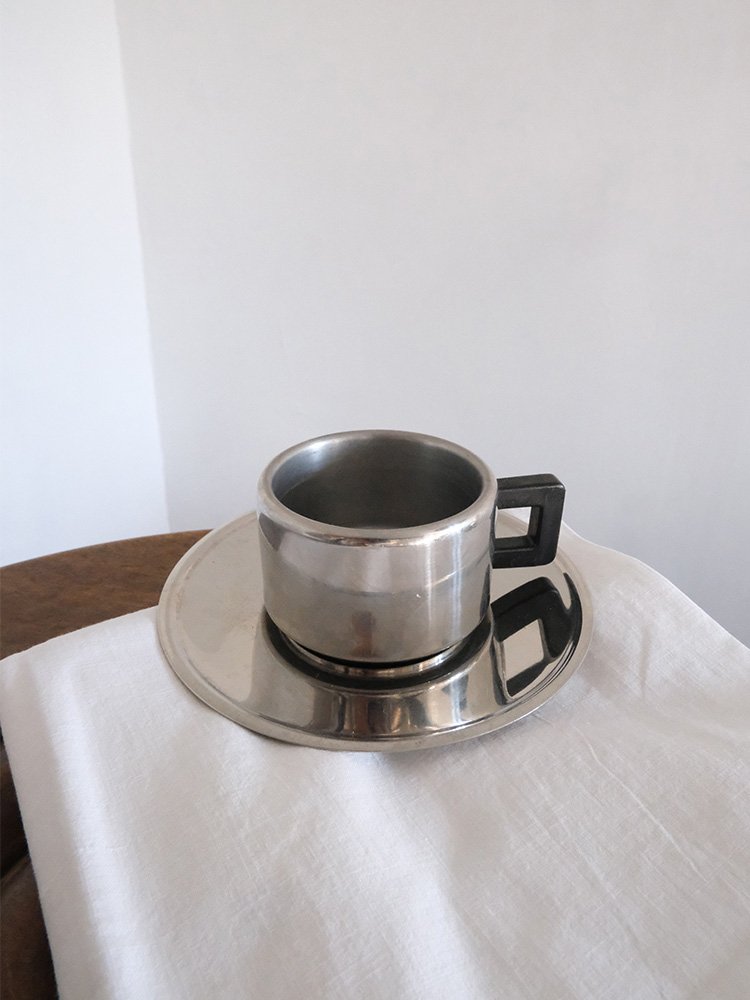 superchinerie-Kit-vaisselle-6-tasse.jpg