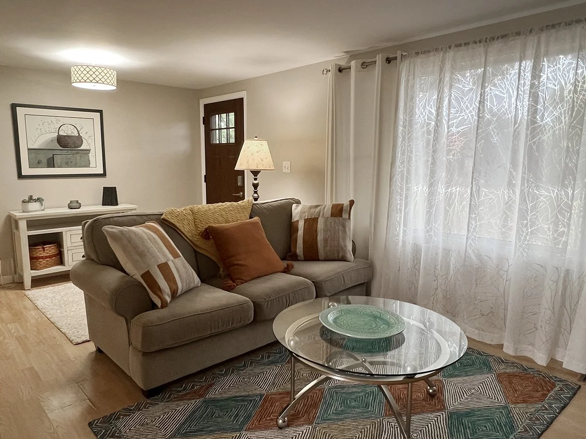 4+Living+Room+4615.jpg