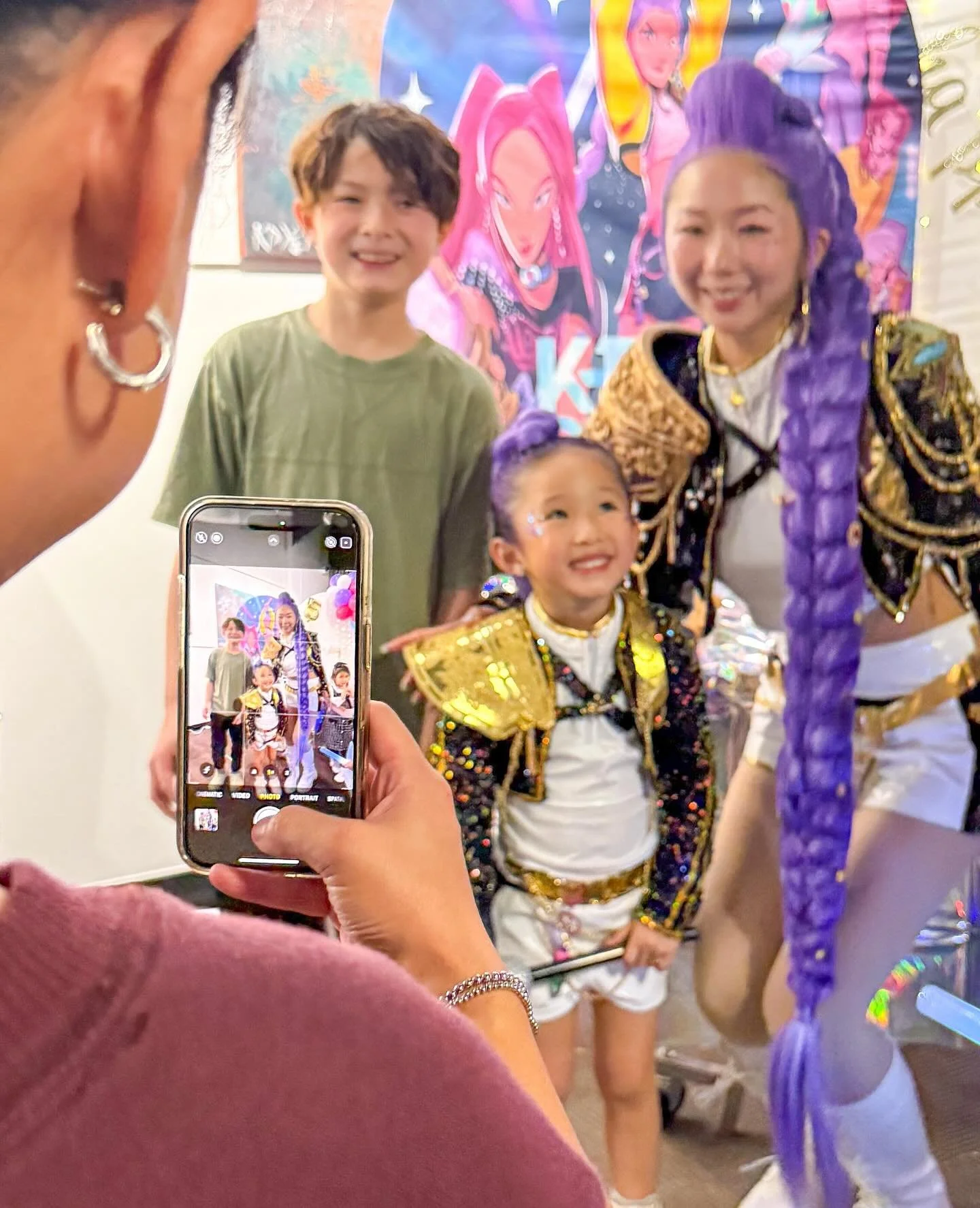 POV: you invite Rumi to your child&rsquo;s birthday 😎💜

#kpdh #kpopdemonhunters #rumi #dcevents #dmv #dmvmomtribe #dmvevents #dcmom #dcmoms #kidsparty #kidsparties