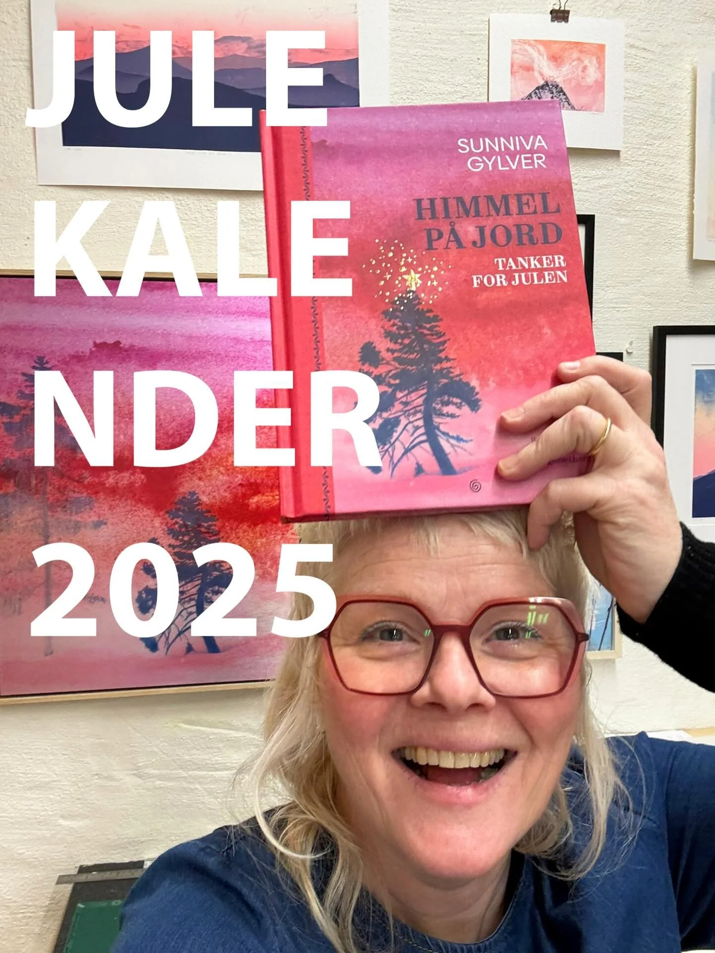 KUN FOR MOTTAKERE AV NYHETSBREVET MITT: 🎄🎄🎄🎄
Hver s&oslash;ndag i advent trekker jeg &eacute;n vinner av en hyggelig hilsen signert av meg. Det kan v&aelig;re en pakke kunstkort, en bok eller et originaltrykk! Tips dine venner og familie om &arin