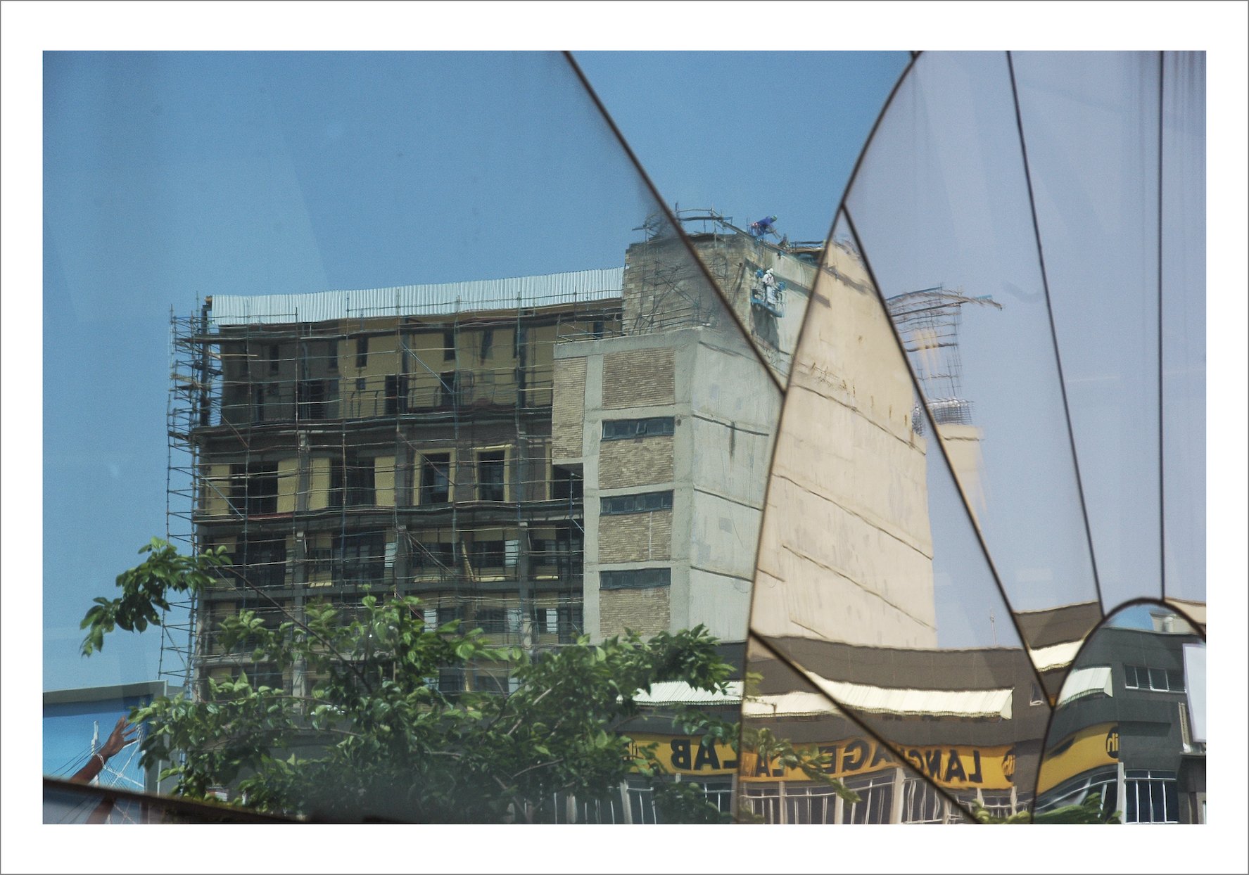 Glass Camo_Scaff Build.jpg