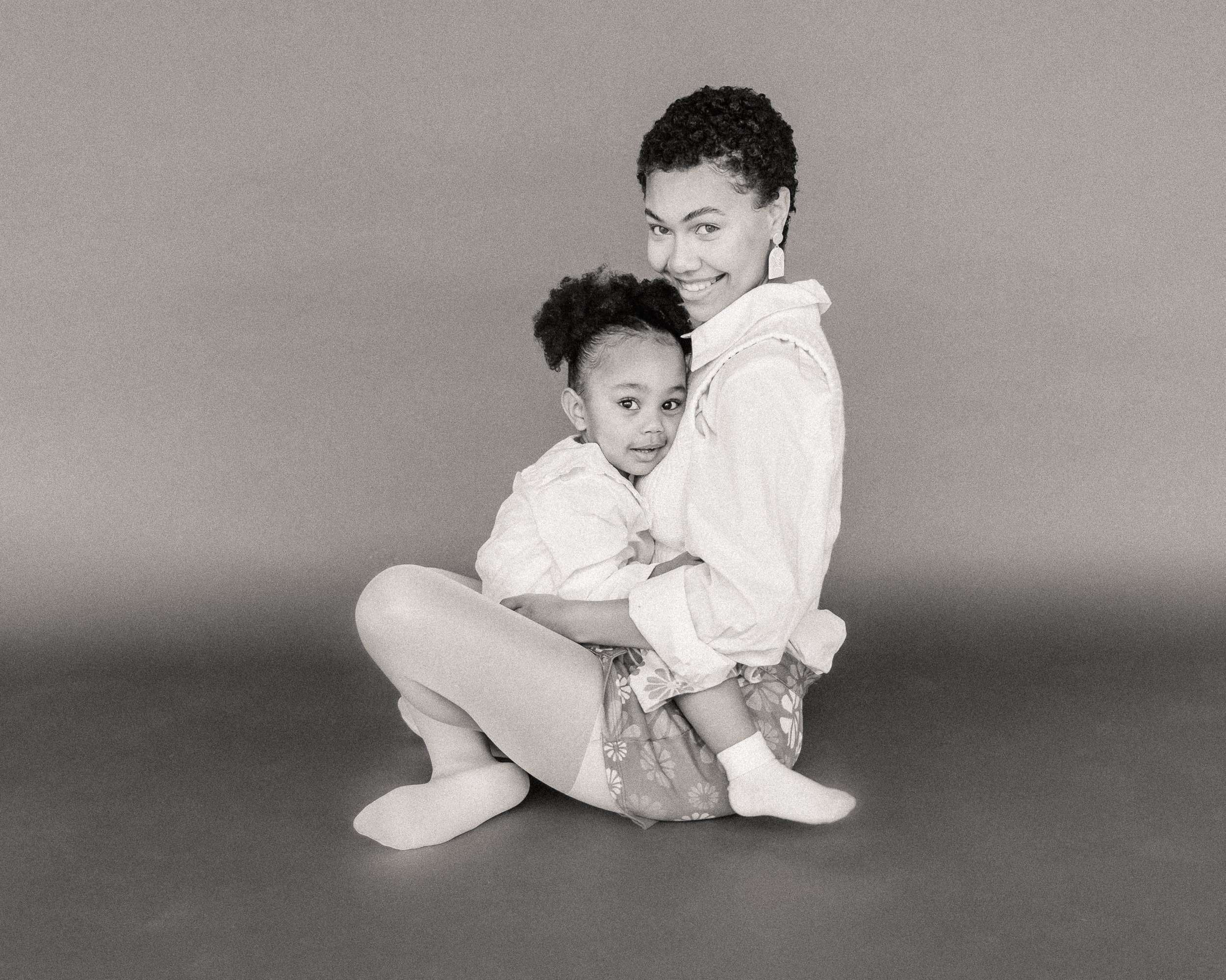 the que studio - mommy and me - columbus portraits