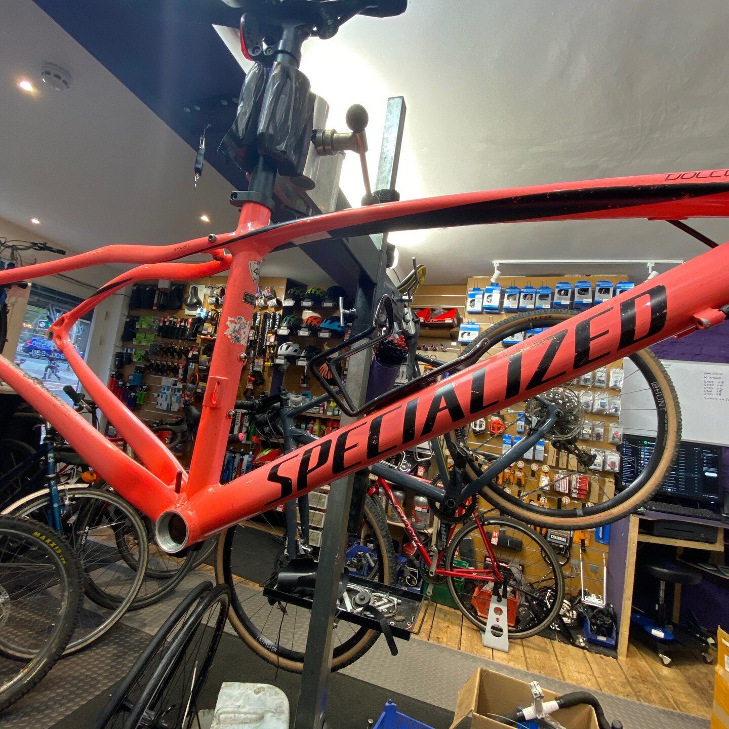 Another rebuild we did over the bank holiday weekend. More photo's than i could fit in one post so part two coming straight after this. Customer went for new chain, cassette, crankset and orange brake and gear outers. Cable was just starting to go, s