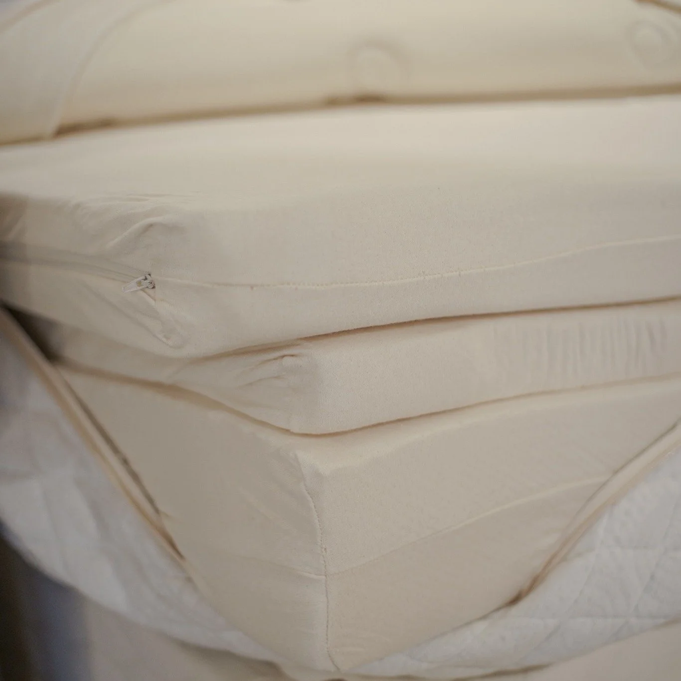 This is what the inside of one of our natural rubber organic mattress' looks like. Each  comfort layer is wrapped in organic cotton canvas then the whole thing is encased in organic USA grown organic cotton with USA organic wool quilting.