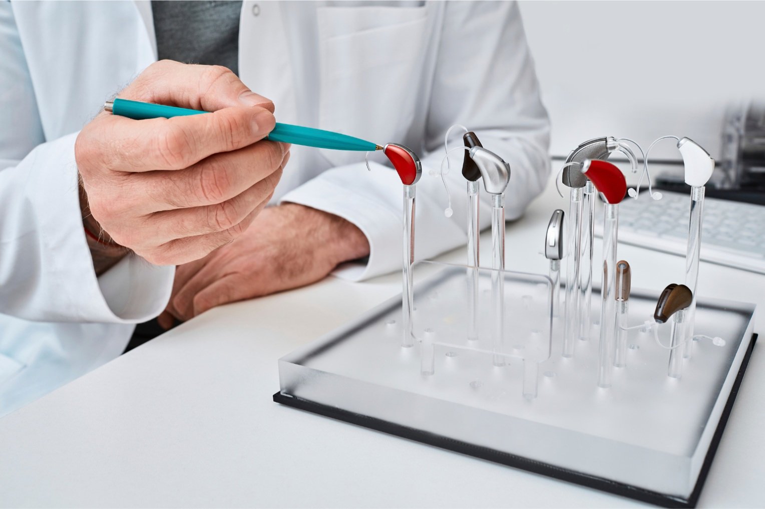 9 Tips for Choosing the Right Hearing Aid for Your Lifestyle and Needs