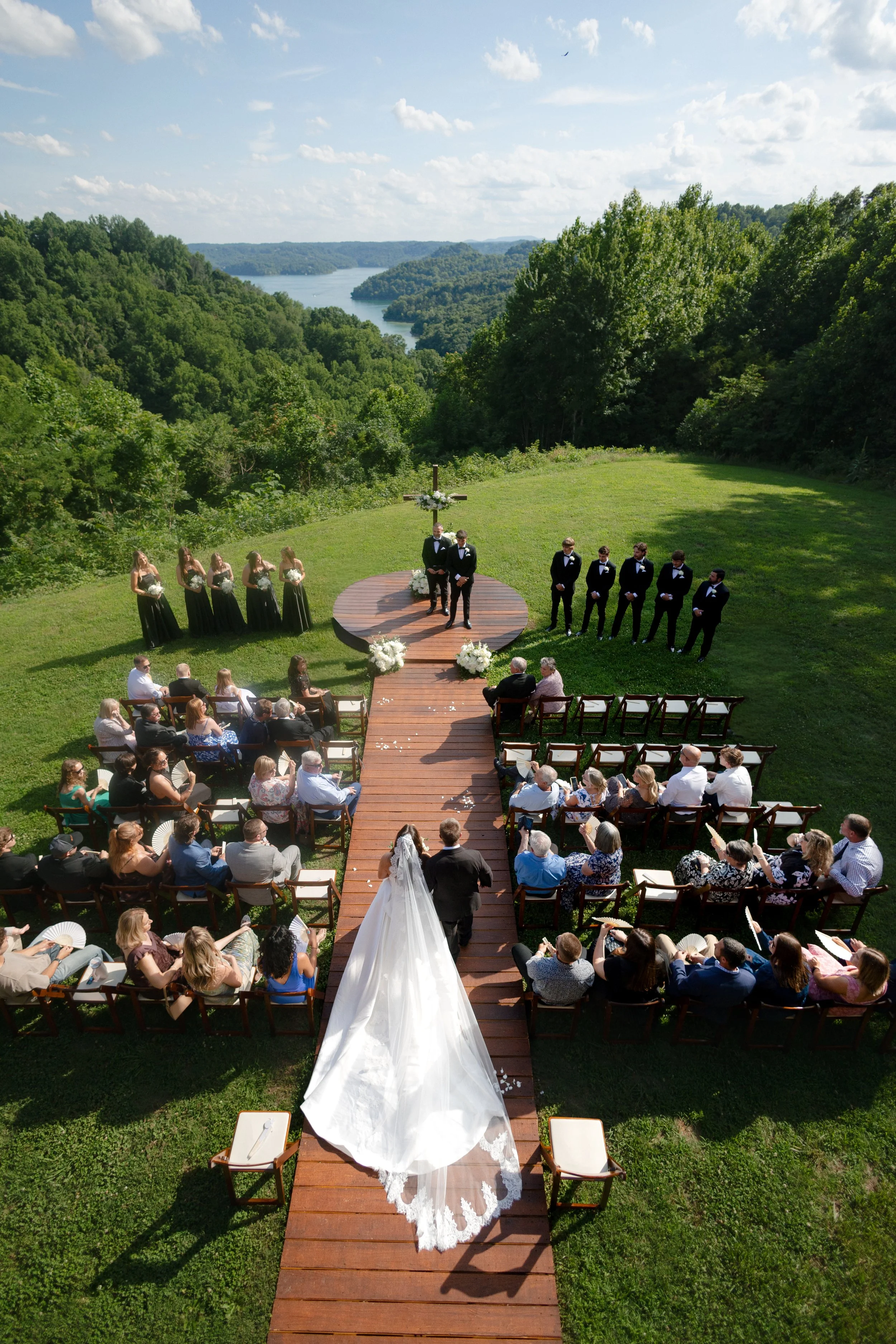 wedding ceremony outside nashville