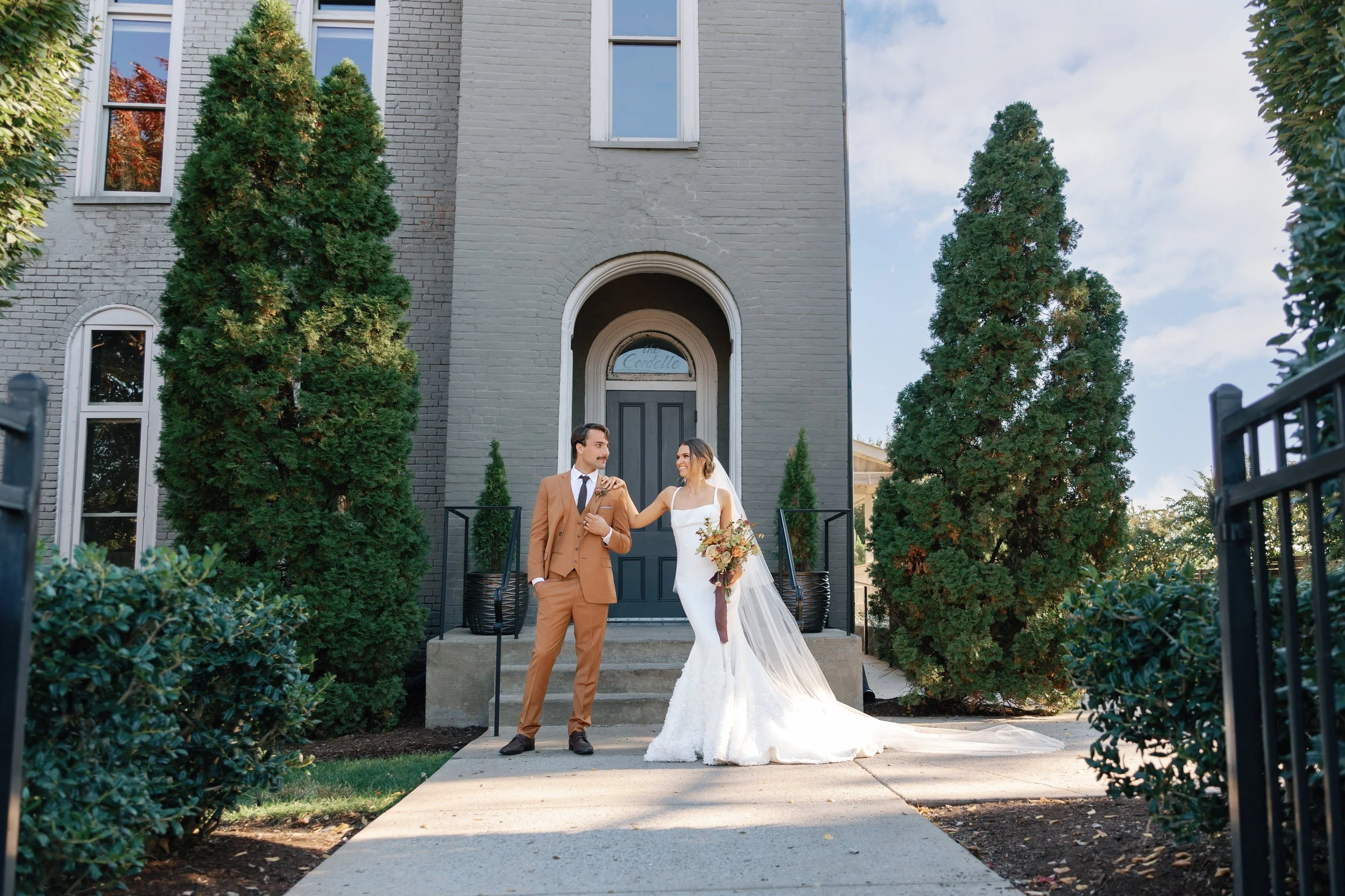 Choosing Your Dream Nashville Wedding Venue: A Photographer's Guide for Nashville Couples (2026/2027)