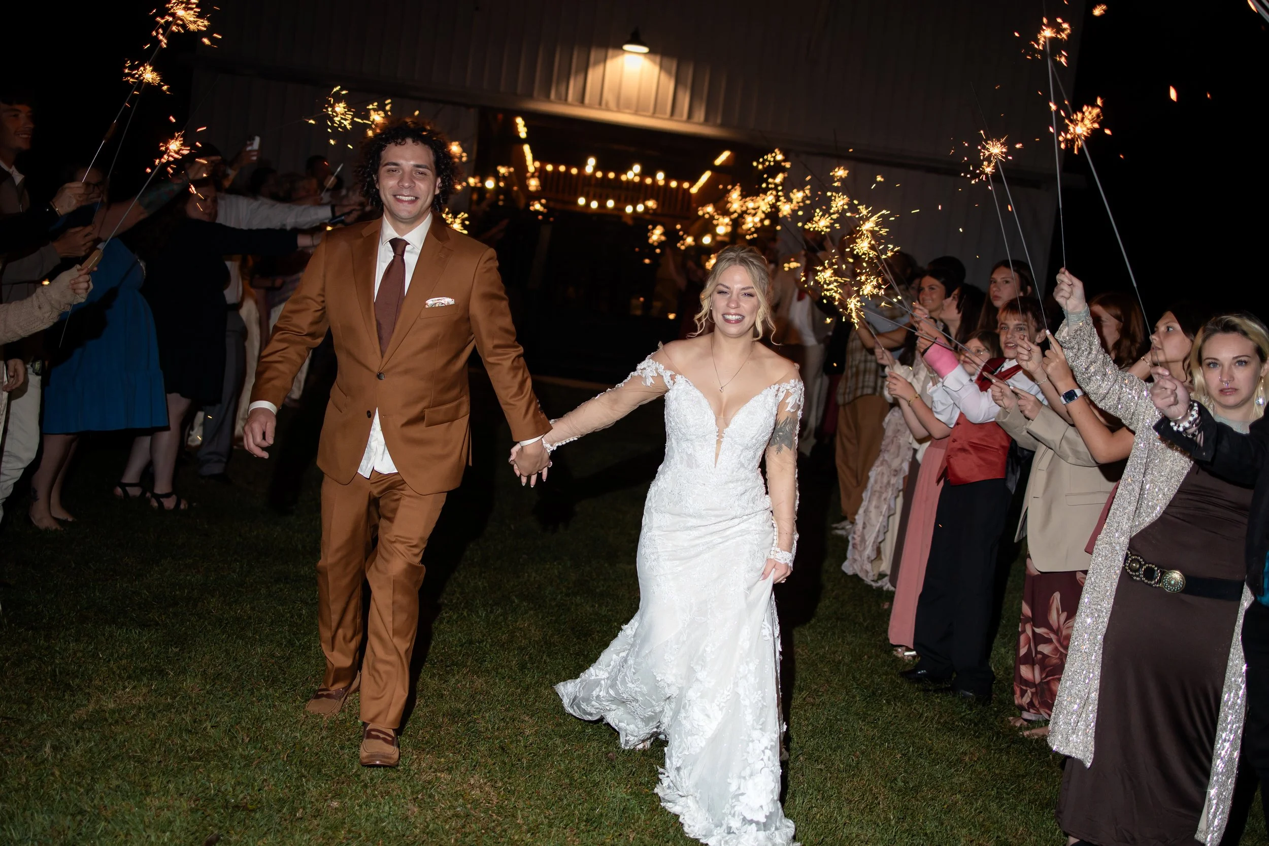 Nashville-wedding-photographer43-Touched-by-Time-Alexis-Courtney-Wedding-IMG_5702.jpg