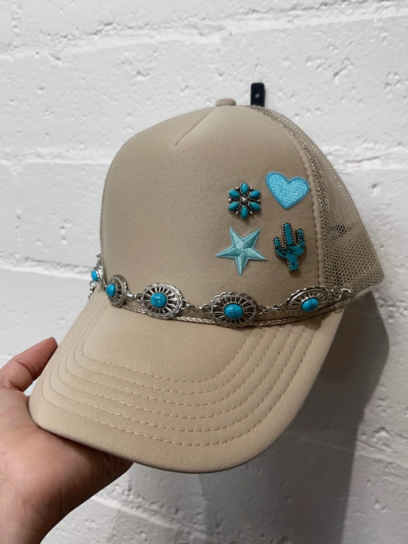 🧢 Hat Bar Highlights 🤠

Make a reservation online now at any of our locations (Walk-ins welcome)

📍hat bar locations:

@mjs_hatbarcoronado
@hatbar_carlsbad 
@hatbar_palmdesert 

#HatBar #coronado #sandiego #hatlovers #sd