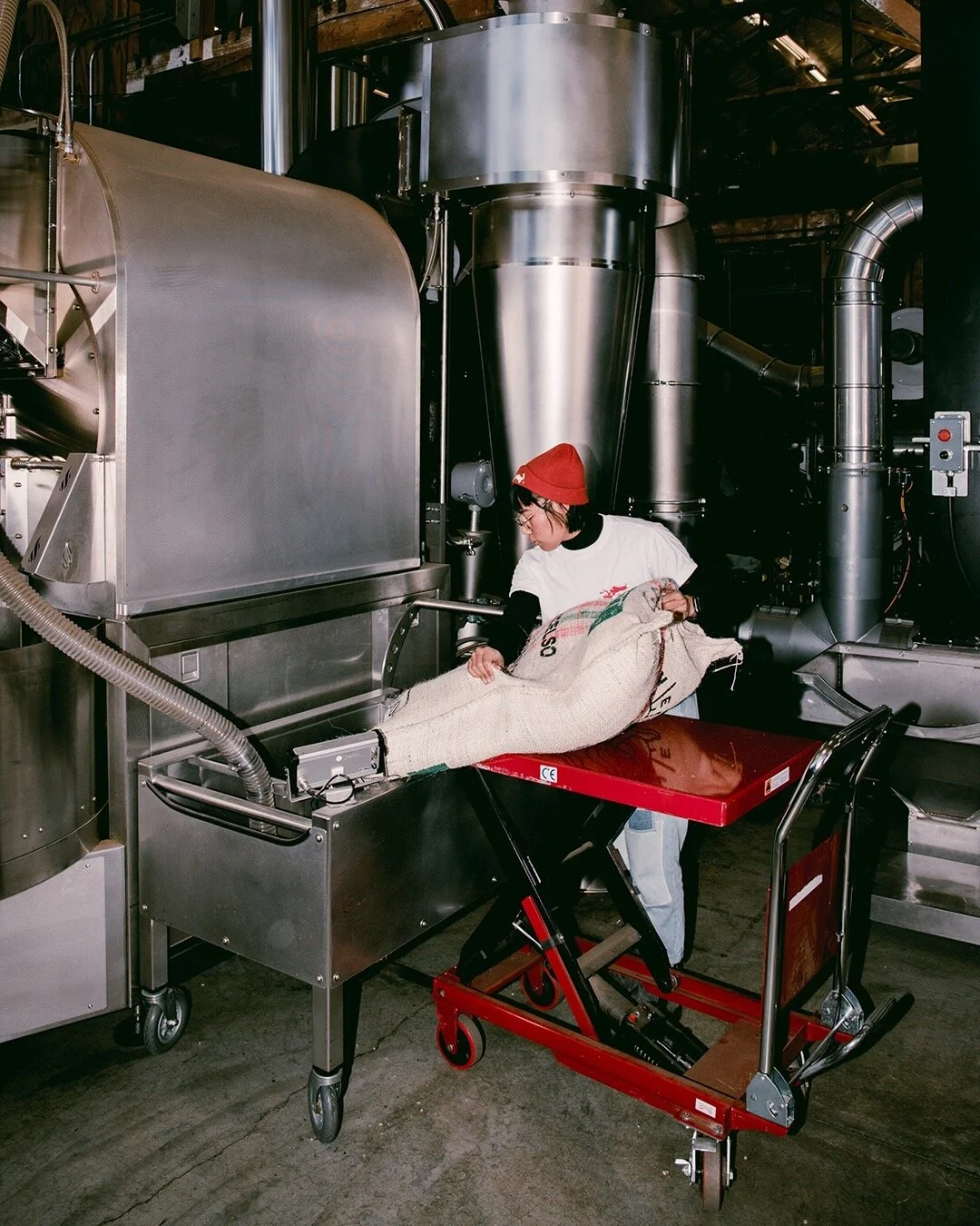 It is a proud moment for our friends at Loring Smart Roast! The Loring team is honored to work with Verve Coffee Roasters and would like to congratulate them on being awarded the 2024 Macro Roaster of the Year. Here's to endless roasting excellence a