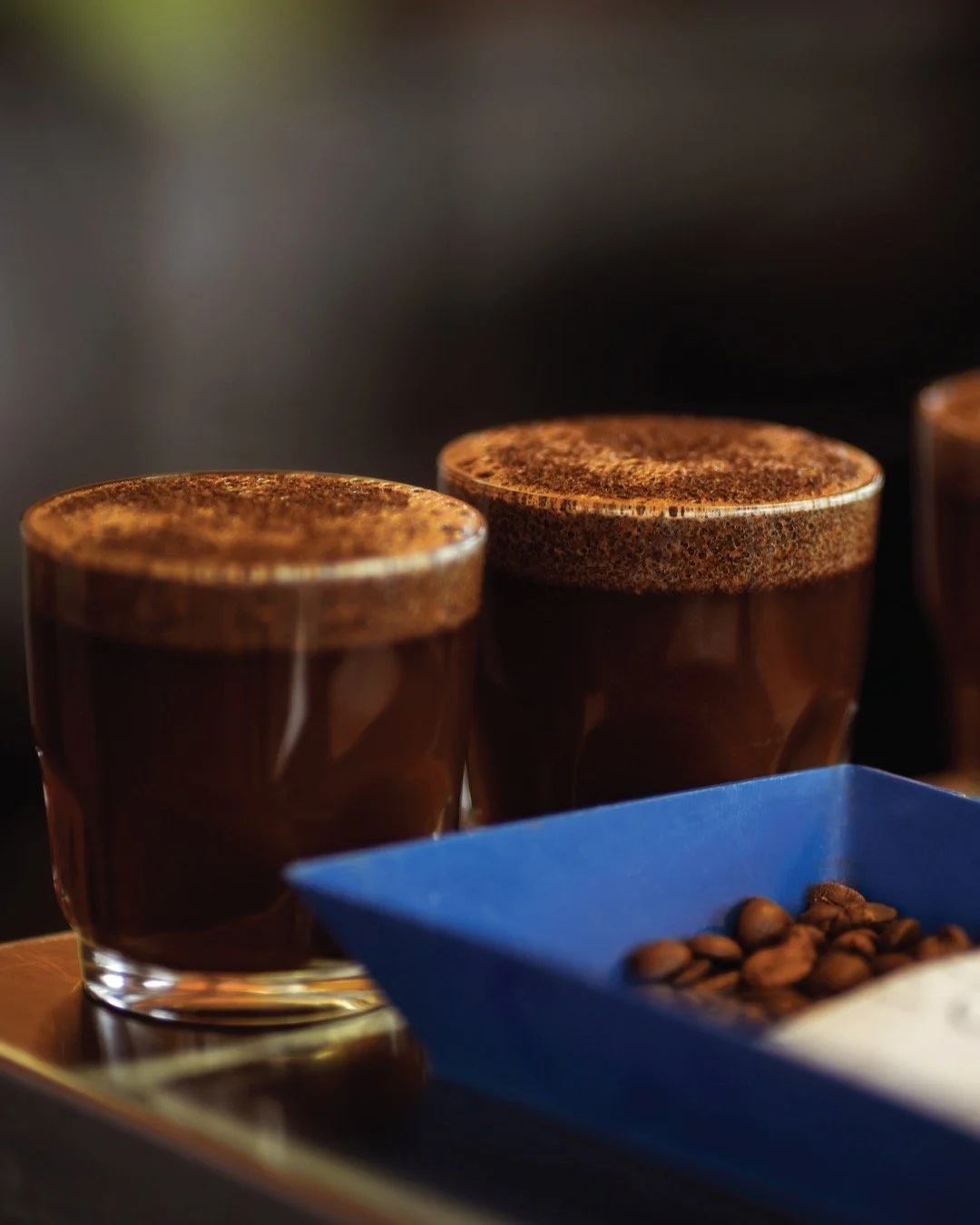 In an industry where quality drives purchasing decisions, inconsistency is a risk no one can afford. "Cupping Calibration in the Coffee Industry: Speaking the Same Sensory Language," by Luz Stella Artajo Medina, explores how calibration, tr