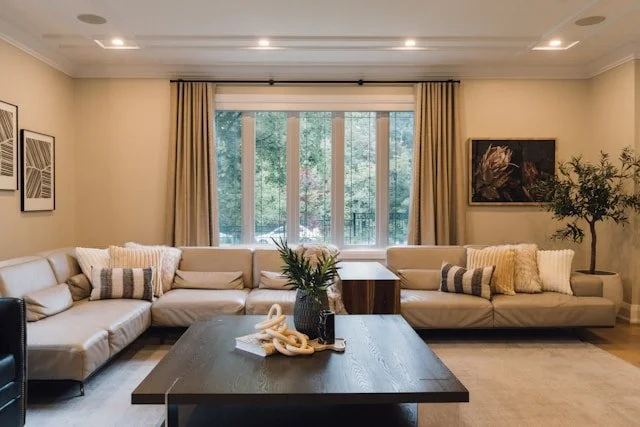 Why Do House Cleaning Quotes Vary? Understanding Professional Cleaning Costs