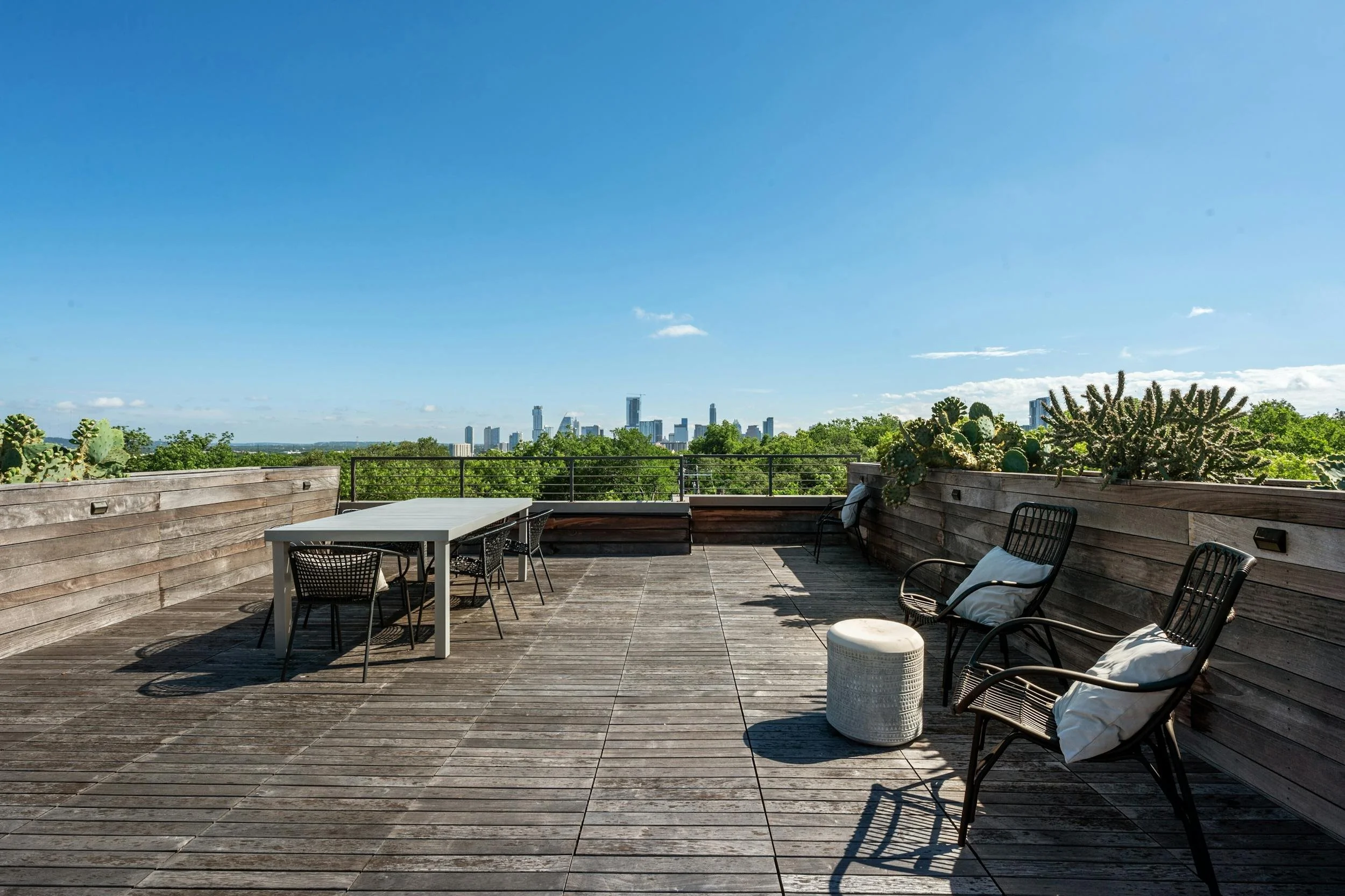 022-442941-207 West Johanna St_12481711.jpg