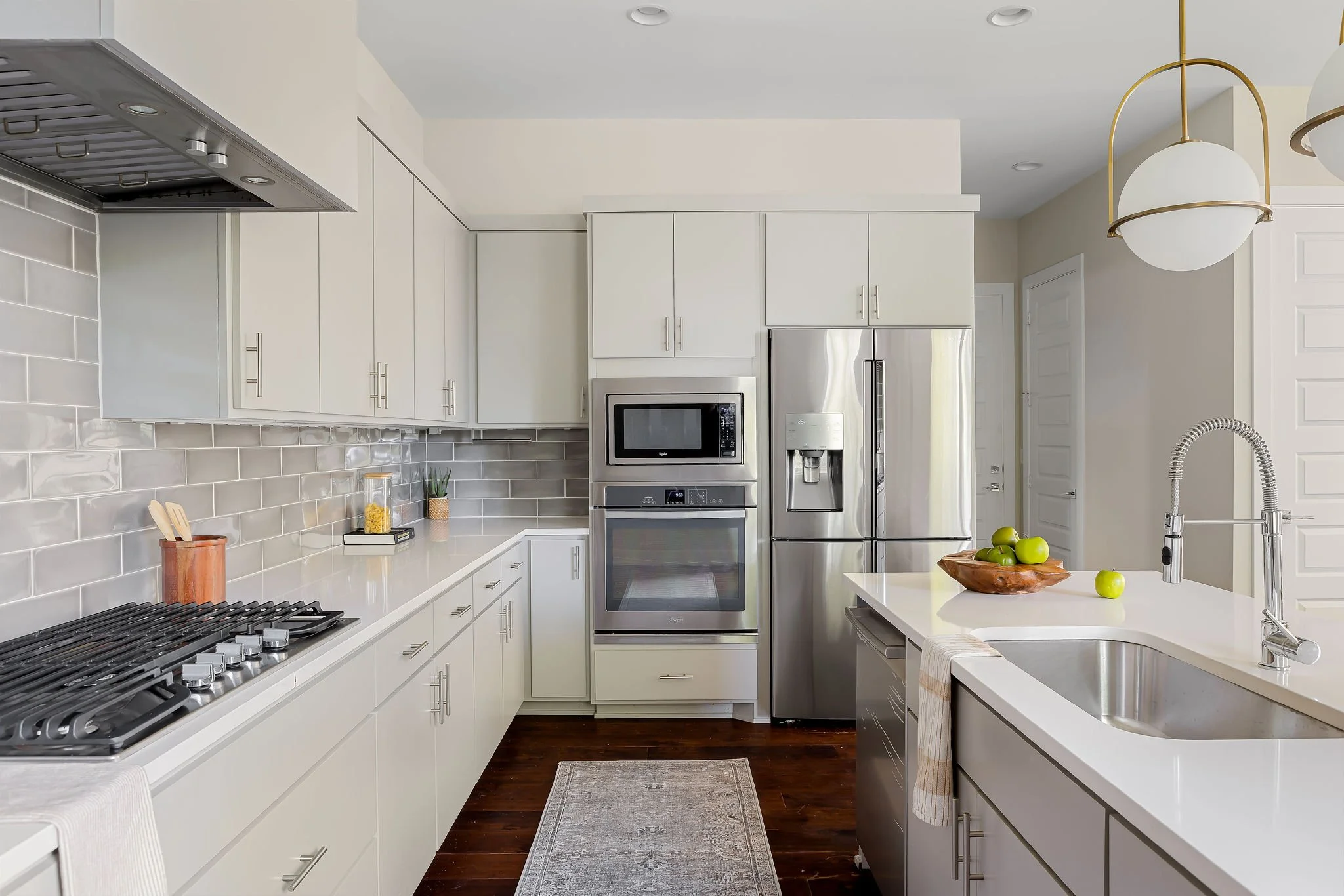 Ourhouse025_Kitchen.jpg