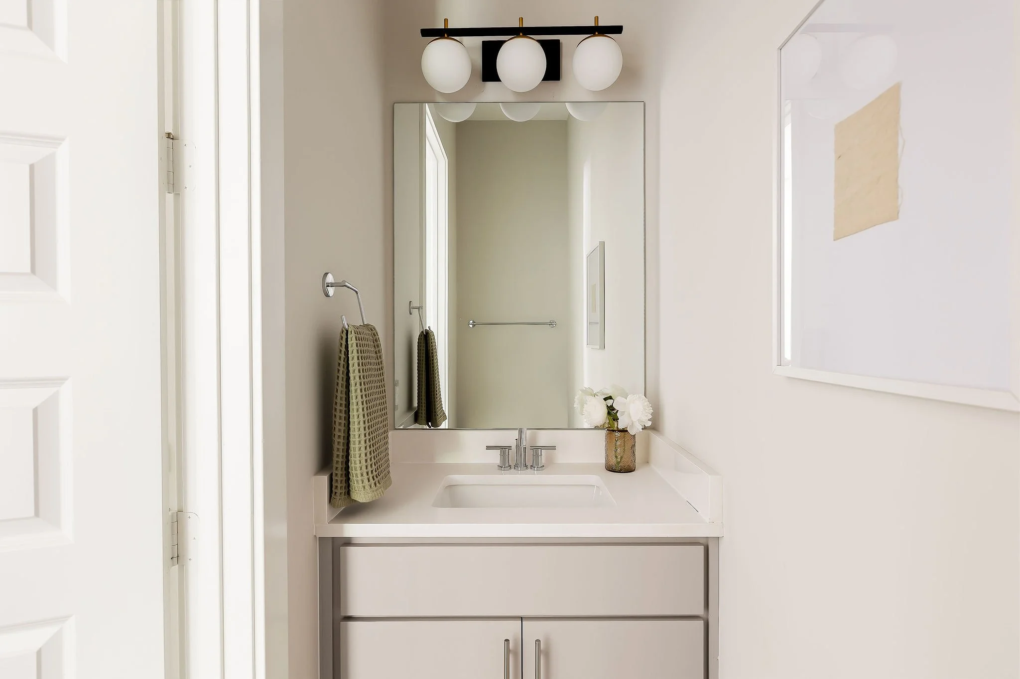 Ourhouse037_HalfBath.jpg