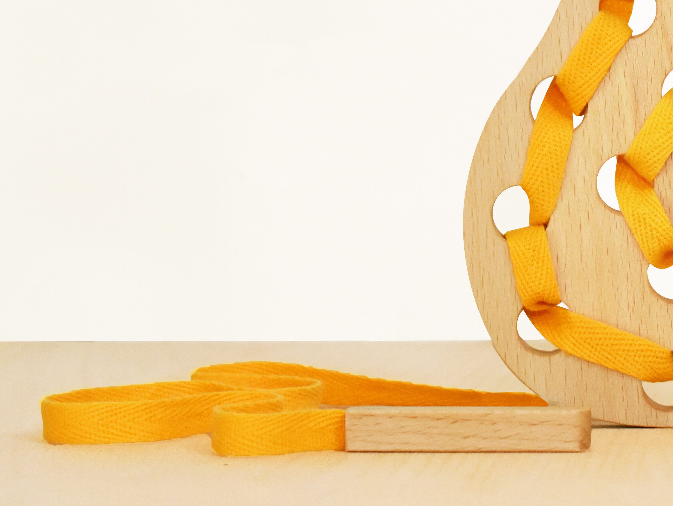 Personalised personalized personalizirana lesena wooden toy igrača montessori sustainable igrače little pine toys handmade eco friendly fruit montessori sadje knitting hruška pear