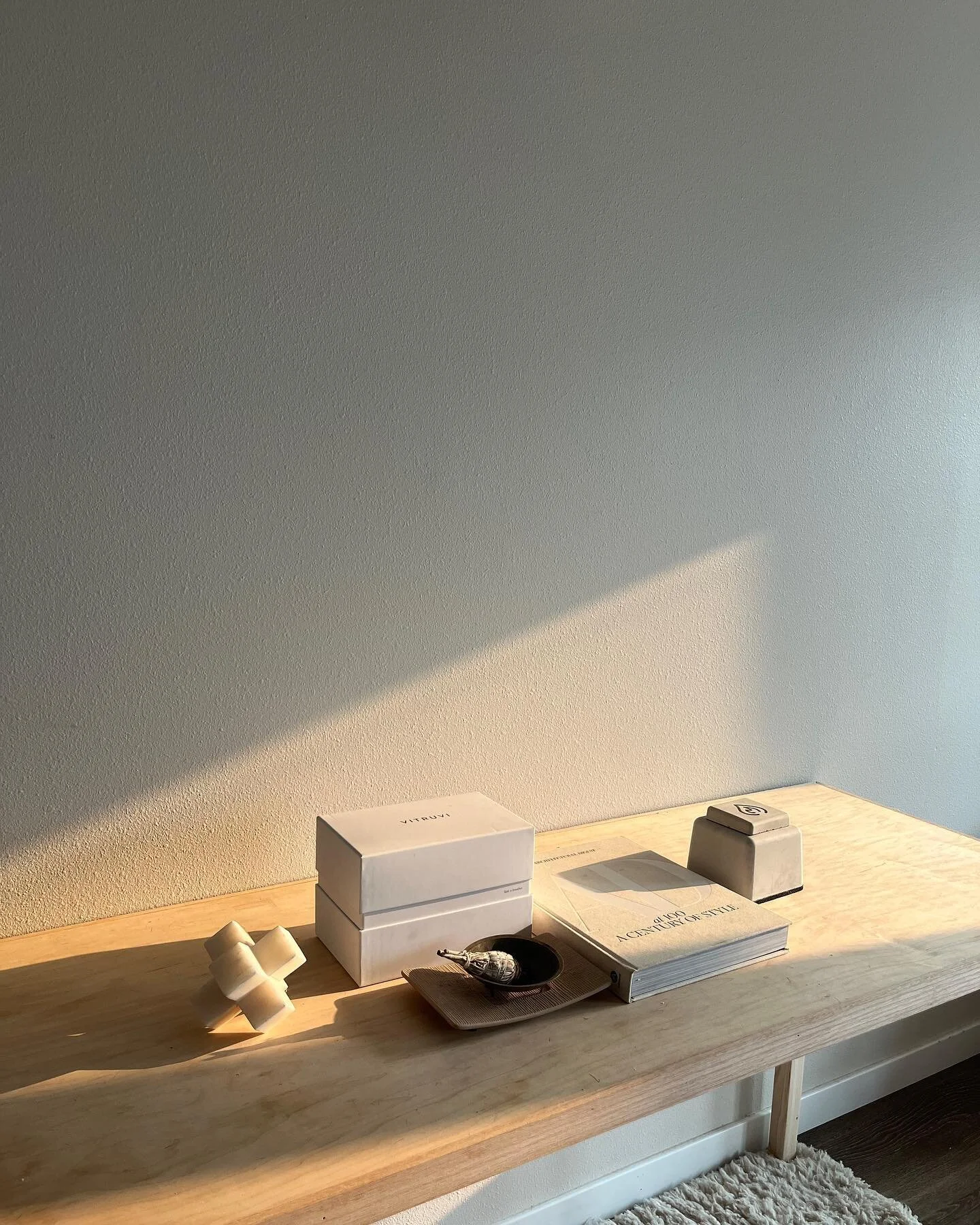 Golden hour ✨

#minneapolisstudio #minneapolisphotography #minneapolisphotographer #photographystudio #minneapolisweddingphotographer #minneapolisartist #minneapolismn #photostudio