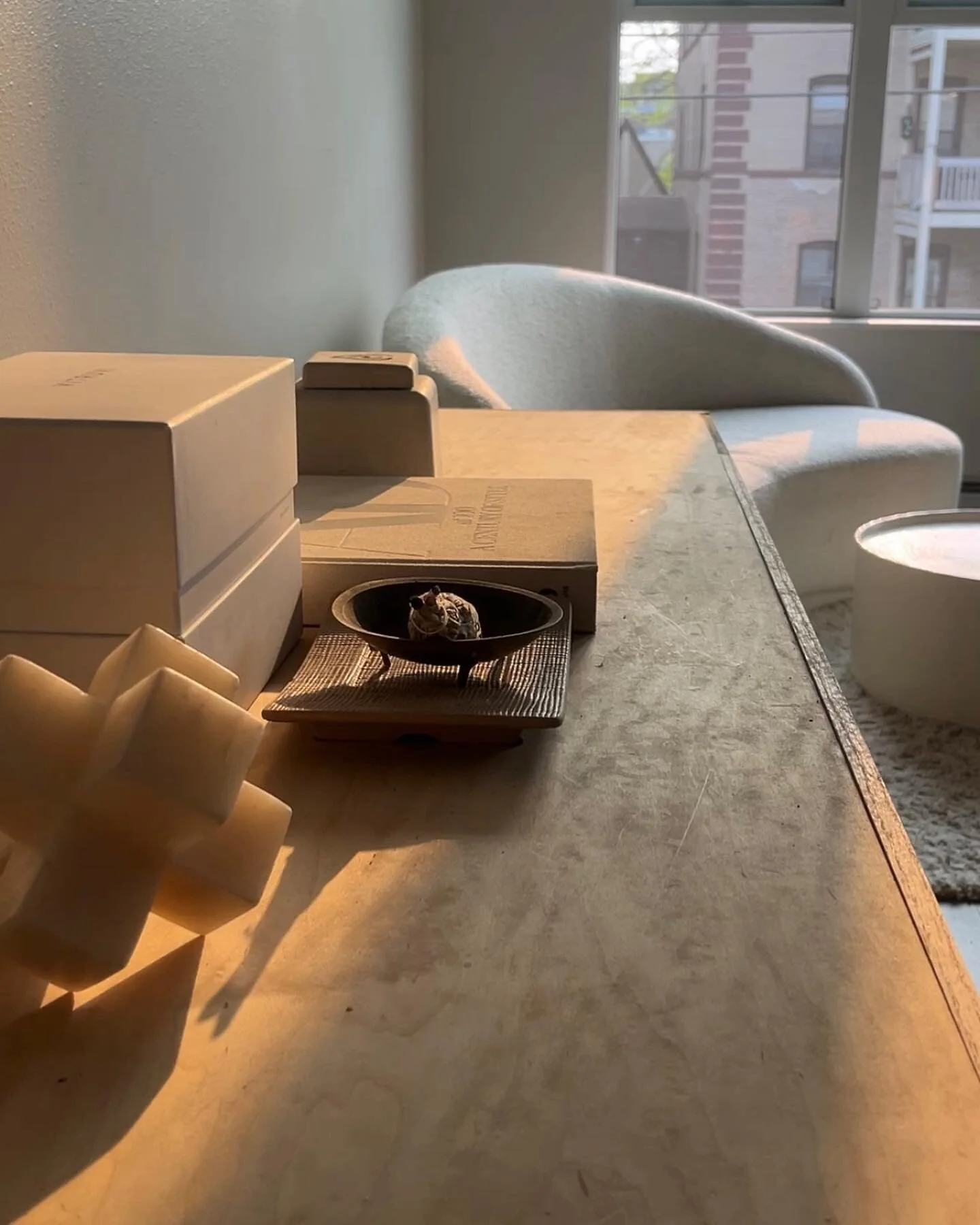 It&rsquo;s the simple moments 🫶🏻🤍 

#minneapolis #photoshoot #homedecor #rentthisspace #minneapolisphotographer #minneapolisblogger