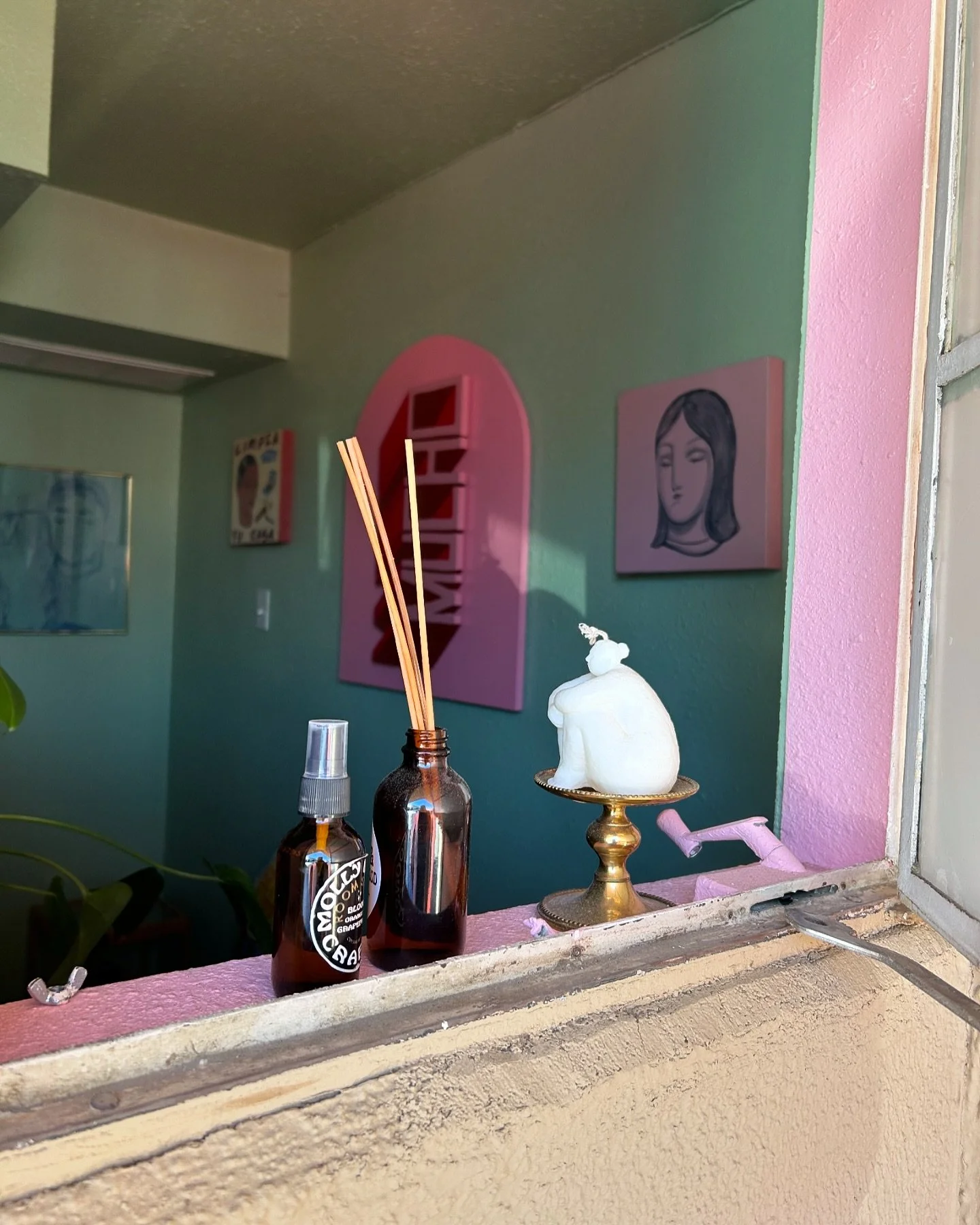 Happy moments in girl world! ✨❤️

This past week has been heavy, but I am so deeply grateful I get to make stuff with my friends! 🫶