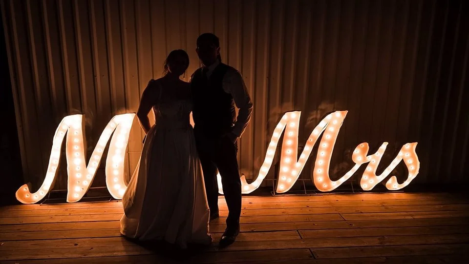 Mr & Mrs Sign.jpg