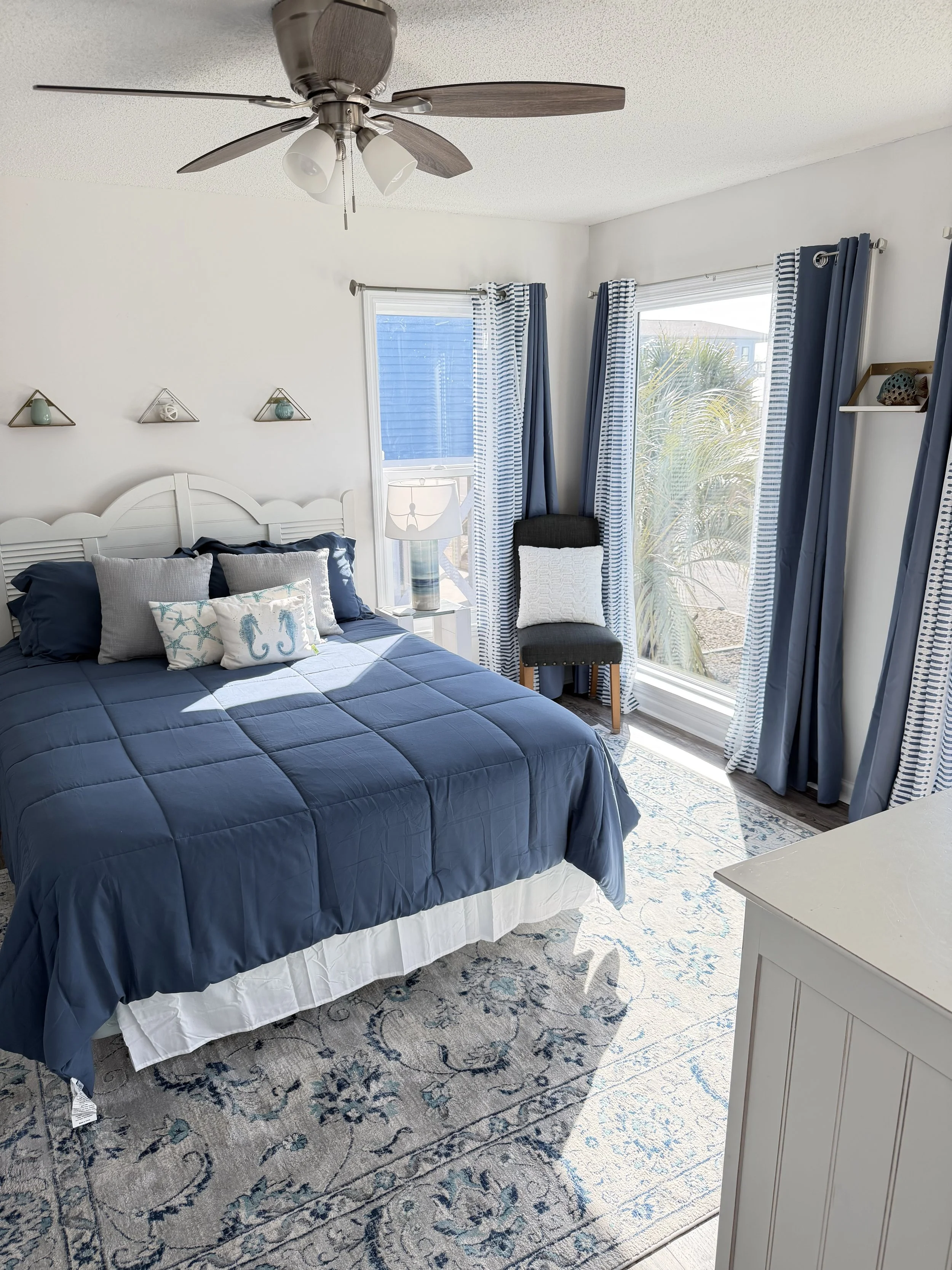 Beachy Bedroom Decor - Queen
