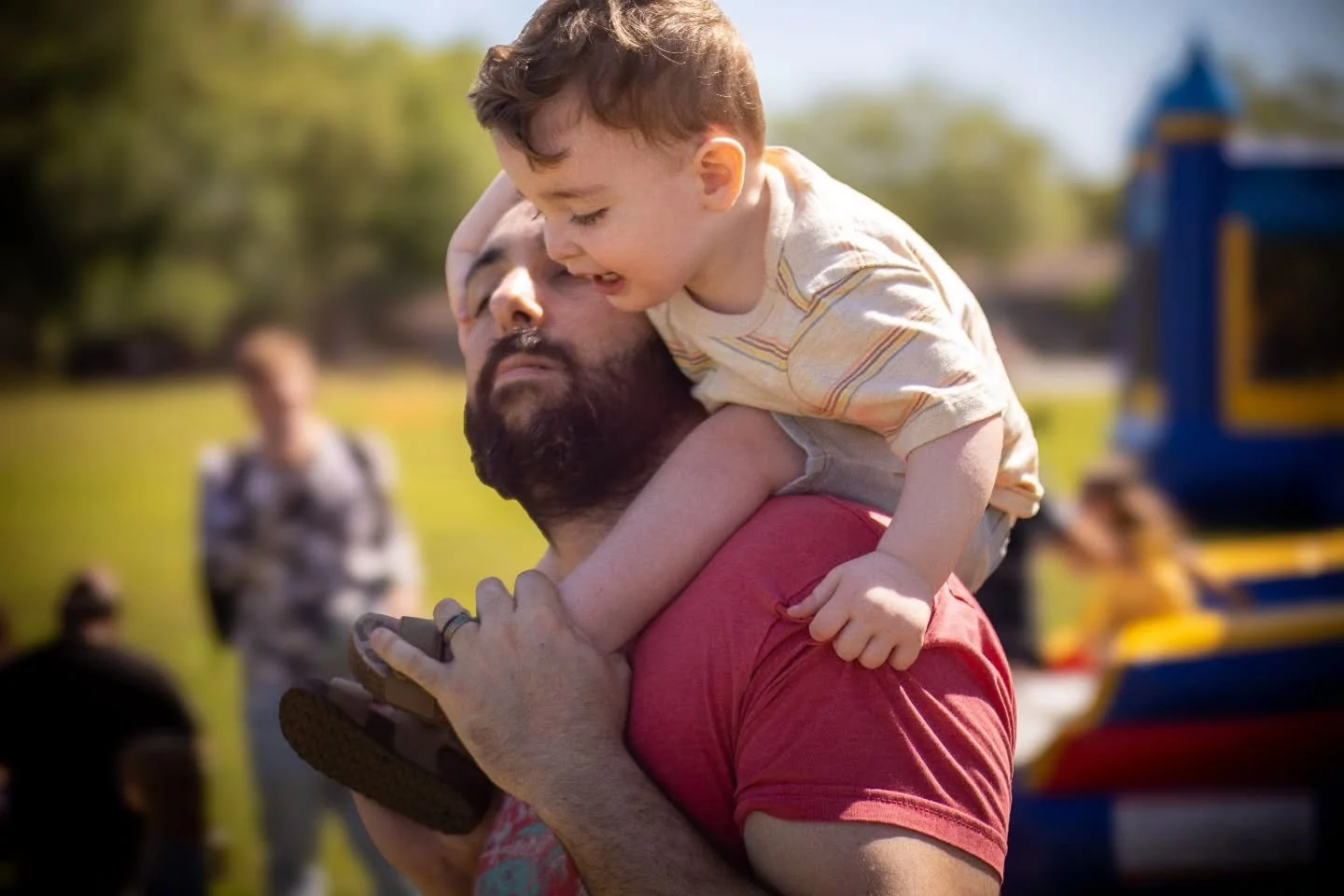 🍁 It’s a big weekend at One Heart Church! 🙌
🎉 Fall Festival — This Saturday, 5–8PM!
Bring the whole family for food, games, candy, inflatables, and tons of fun for all ages! 🍂
💧 Baptism Sunday — This Sunday at 10:30AM!