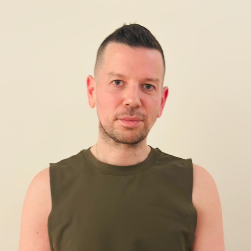 Jerry: Vinyasa II & Flow + Restore