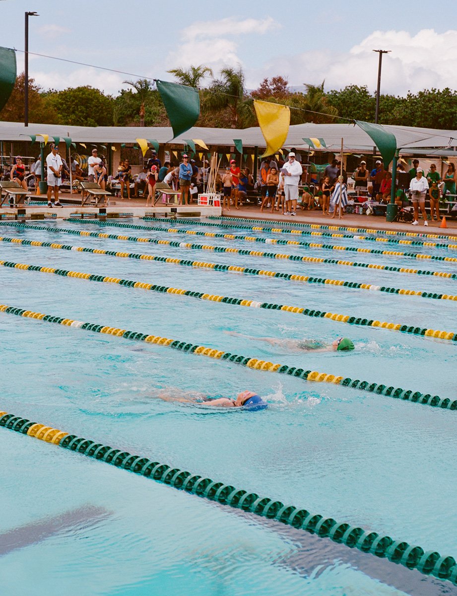 Young athletic swimmers photographed by daeja fallas, Los angeles and Hawaii based photographer specializing in athletics, lifestyle, beauty and portraiture