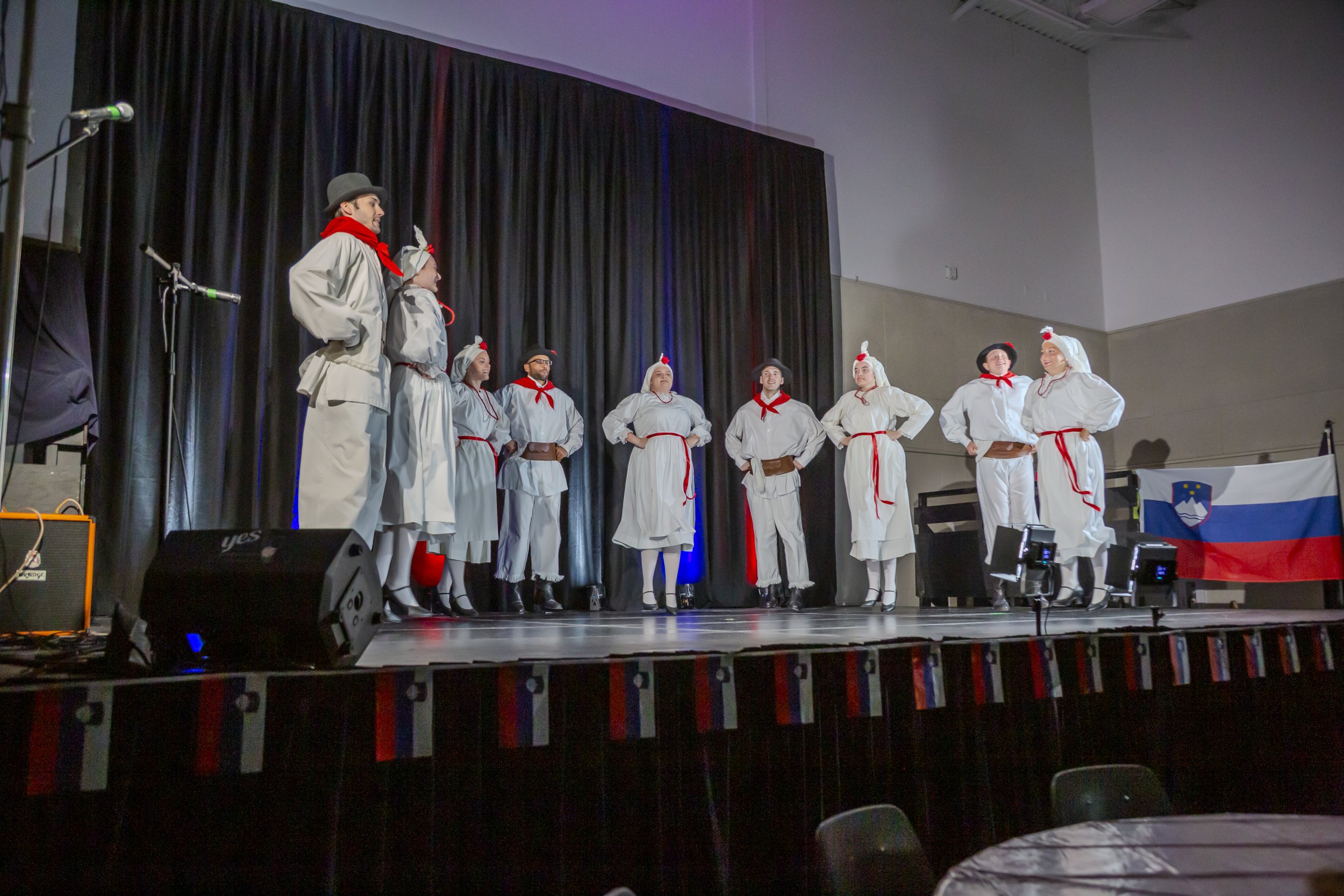 630pm_Show_Part2_ExitSingers_Large_281.JPG