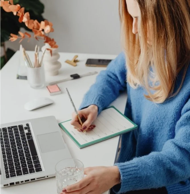 Before you hit &ldquo;register&rdquo; 📝🎓... take a minute to build a schedule that sets you up for success.

Your first semester isn&rsquo;t just about picking classes. It&rsquo;s about creating a balanced routine that supports your academics, soci