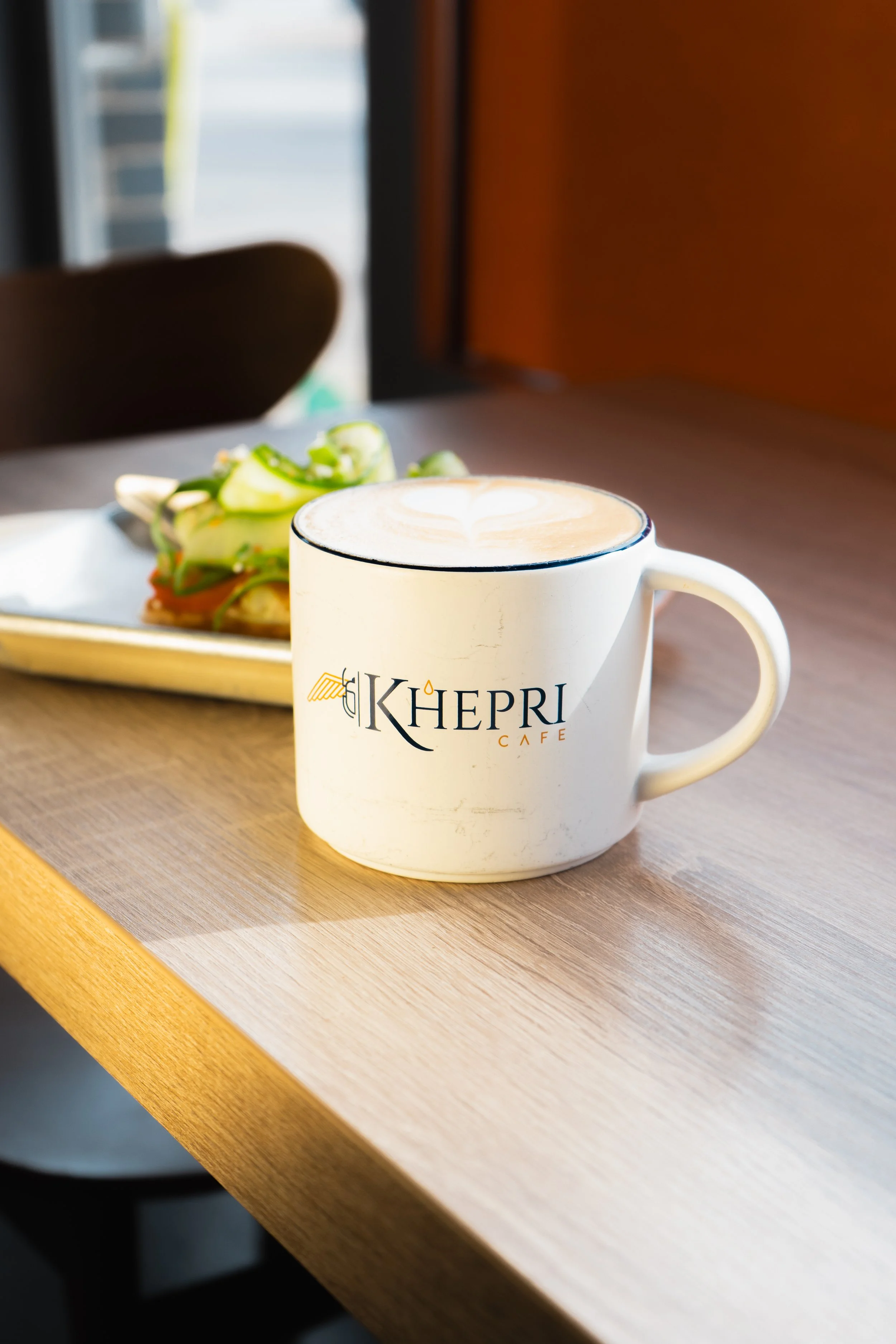 Photography and videography services for the food and beverage industry by Chicago photographer Kyle Edwards. Contact Kyle to curate fresh visuals for menus, social media content, advertisements, promotional material and more.