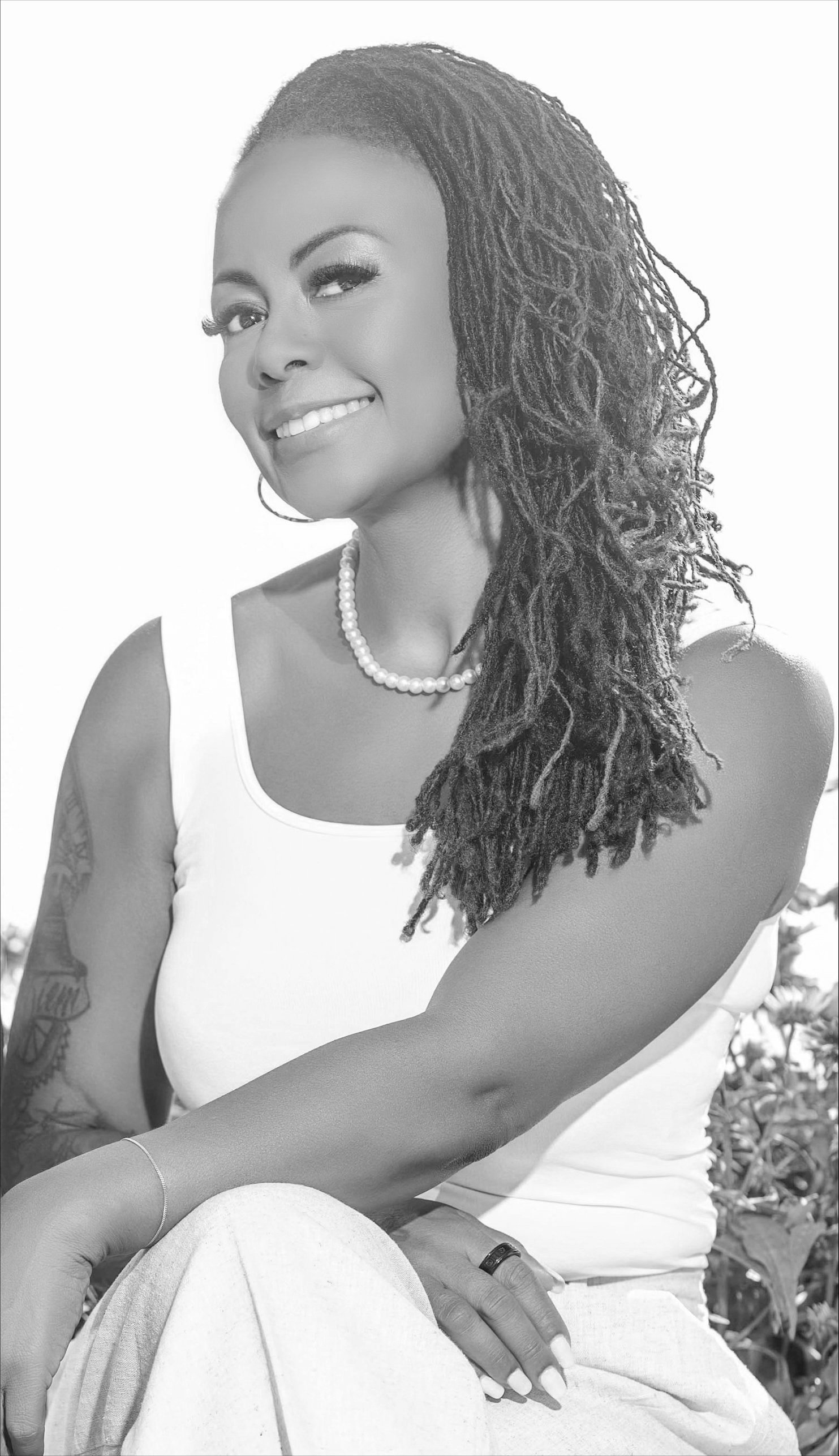 Tamarah.headshot.jpg