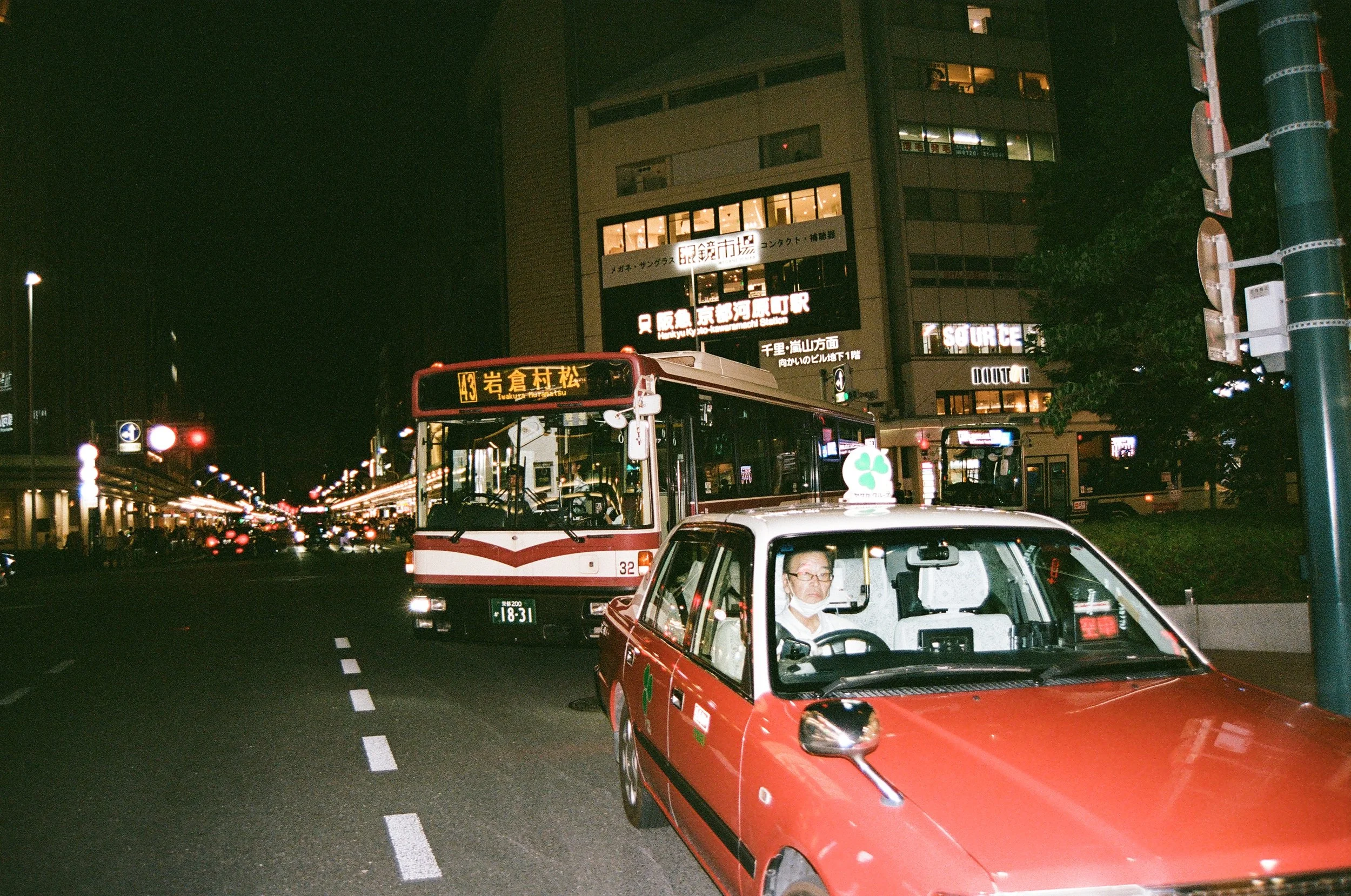 6.9.24 JAPAN_Kyoto Taxi and Bus.jpg