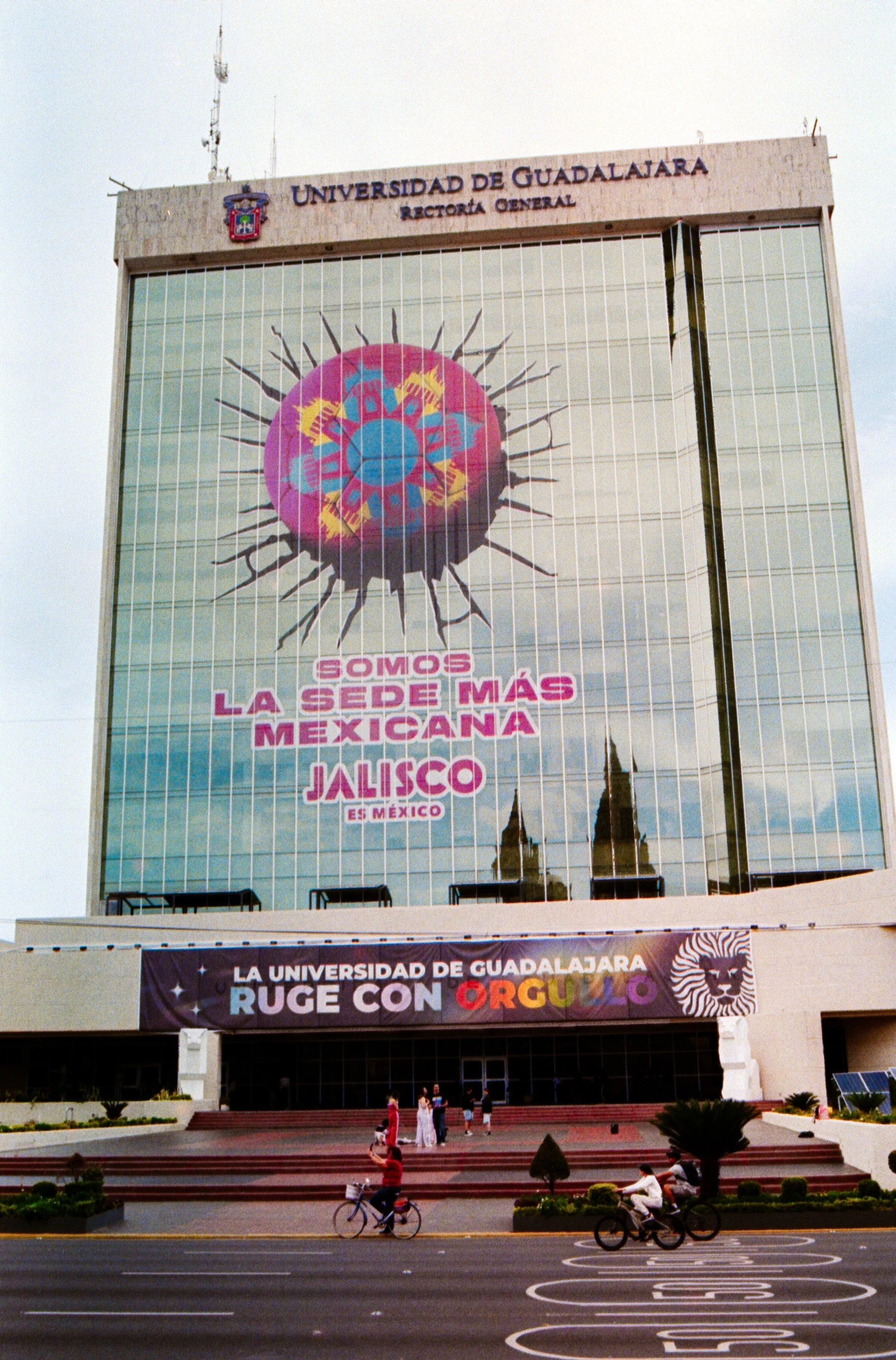 UNIVERISIDAD DE GUADALAJARA