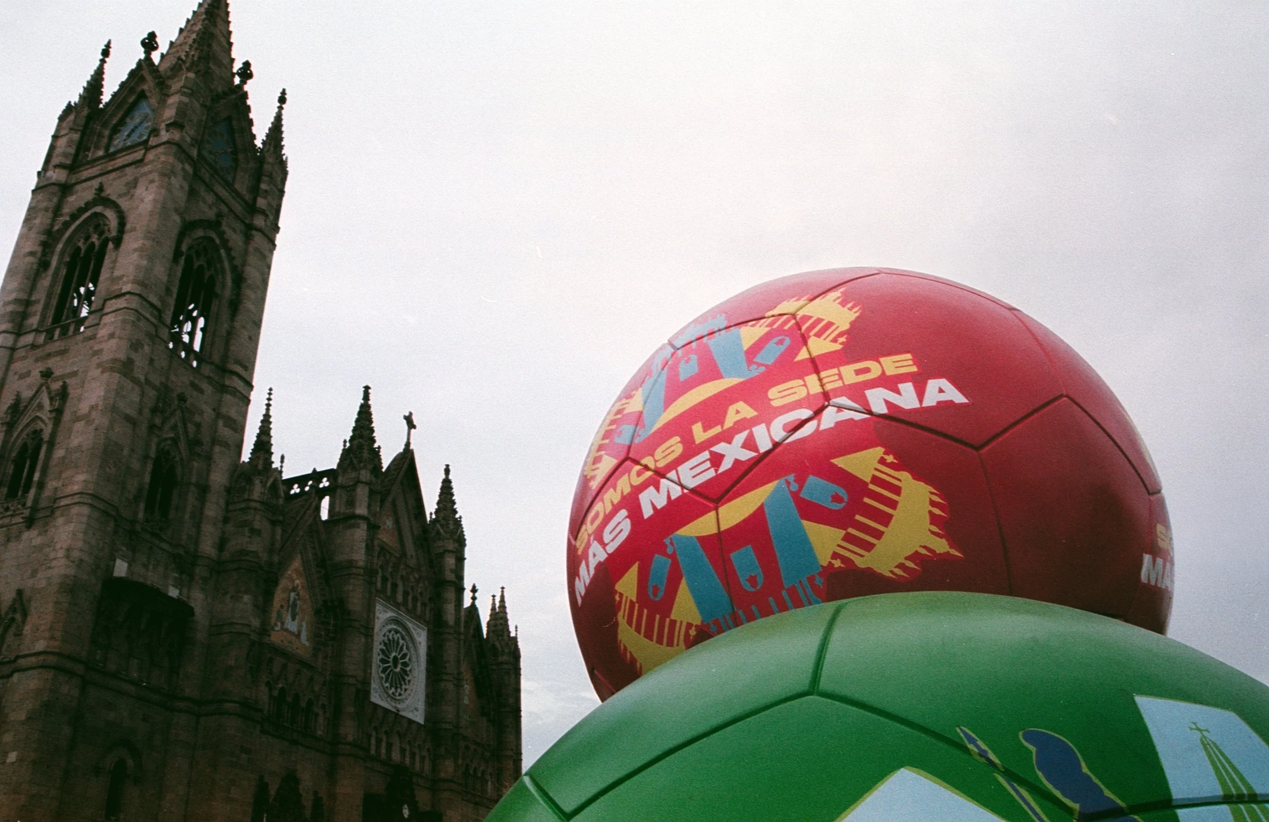 EL EXPIATORIO AND FIFA 
