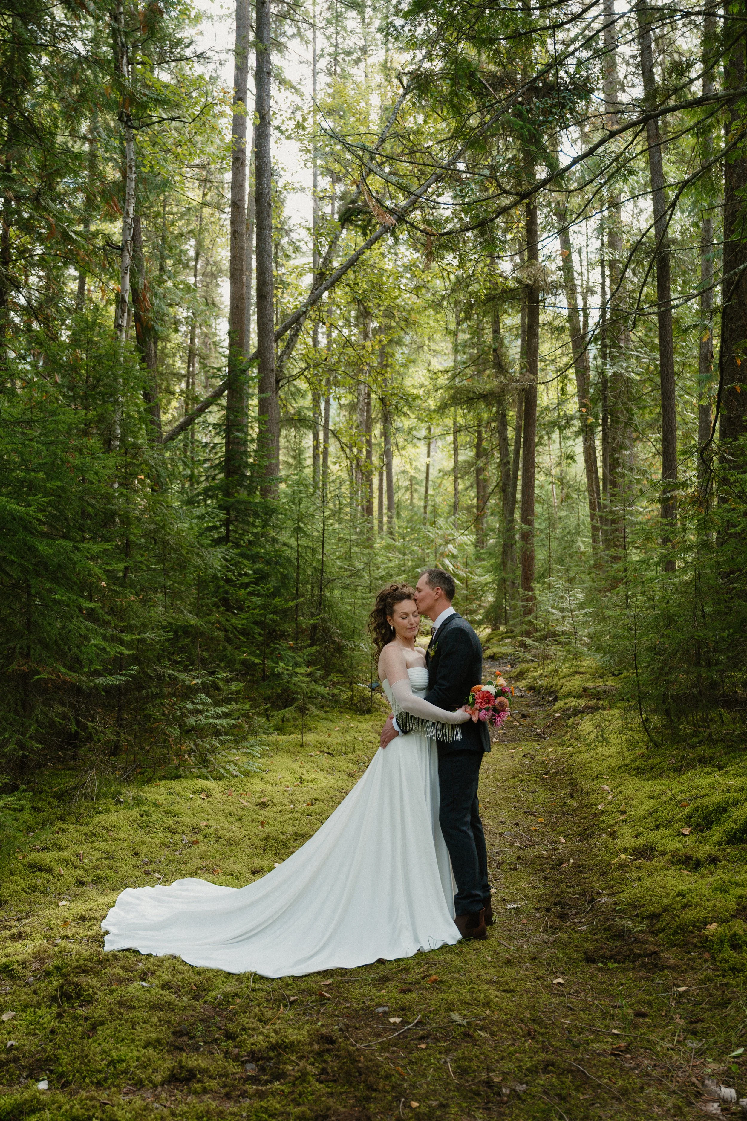 EARTH IN BLOOM PHOTOGRAPHY -Caitlin + Simon - 3-46.jpg