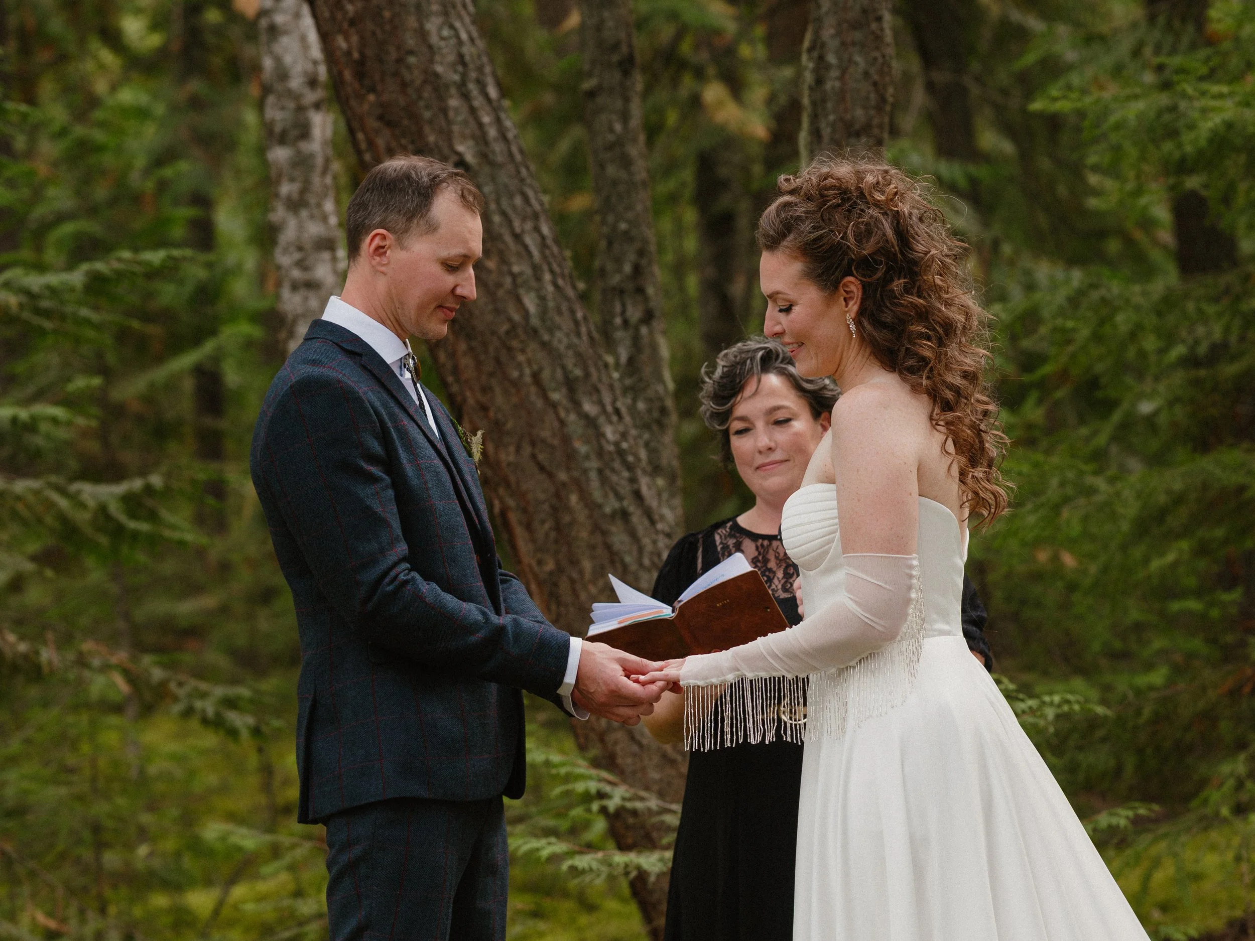 EARTH IN BLOOM PHOTOGRAPHY -Caitlin + Simon - 5-113.jpg