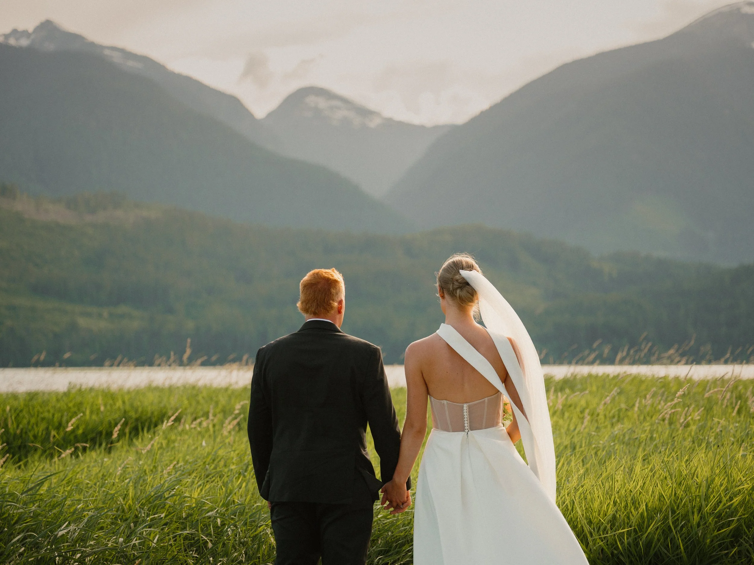 Jessie + Cade - Revelstoke Helicopter Elopement-133.jpg