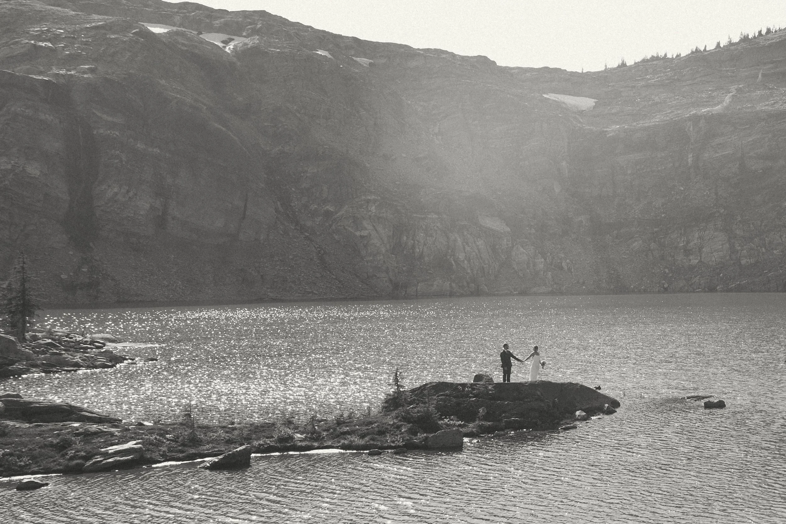 EARTH IN BLOOM PHOTOGRAPHY  - Catherine + Lee - Revelstoke Elopement 6-106.jpg