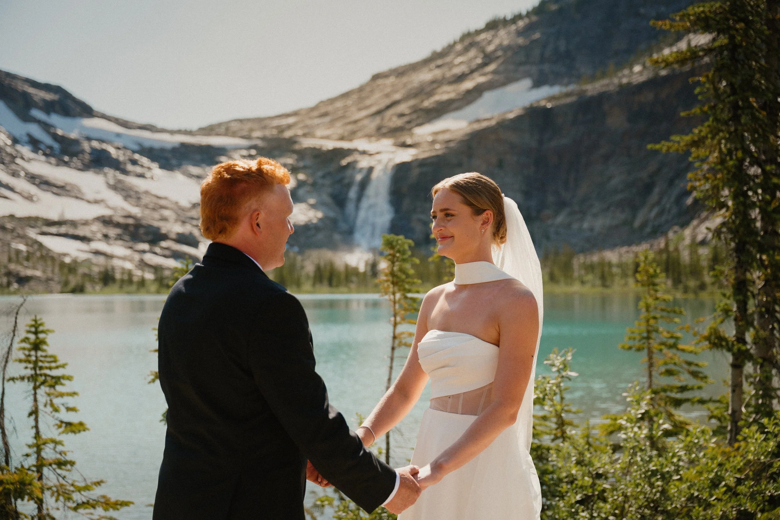 Jessie + Cade - Revelstoke Helicopter Elopement-51.jpg