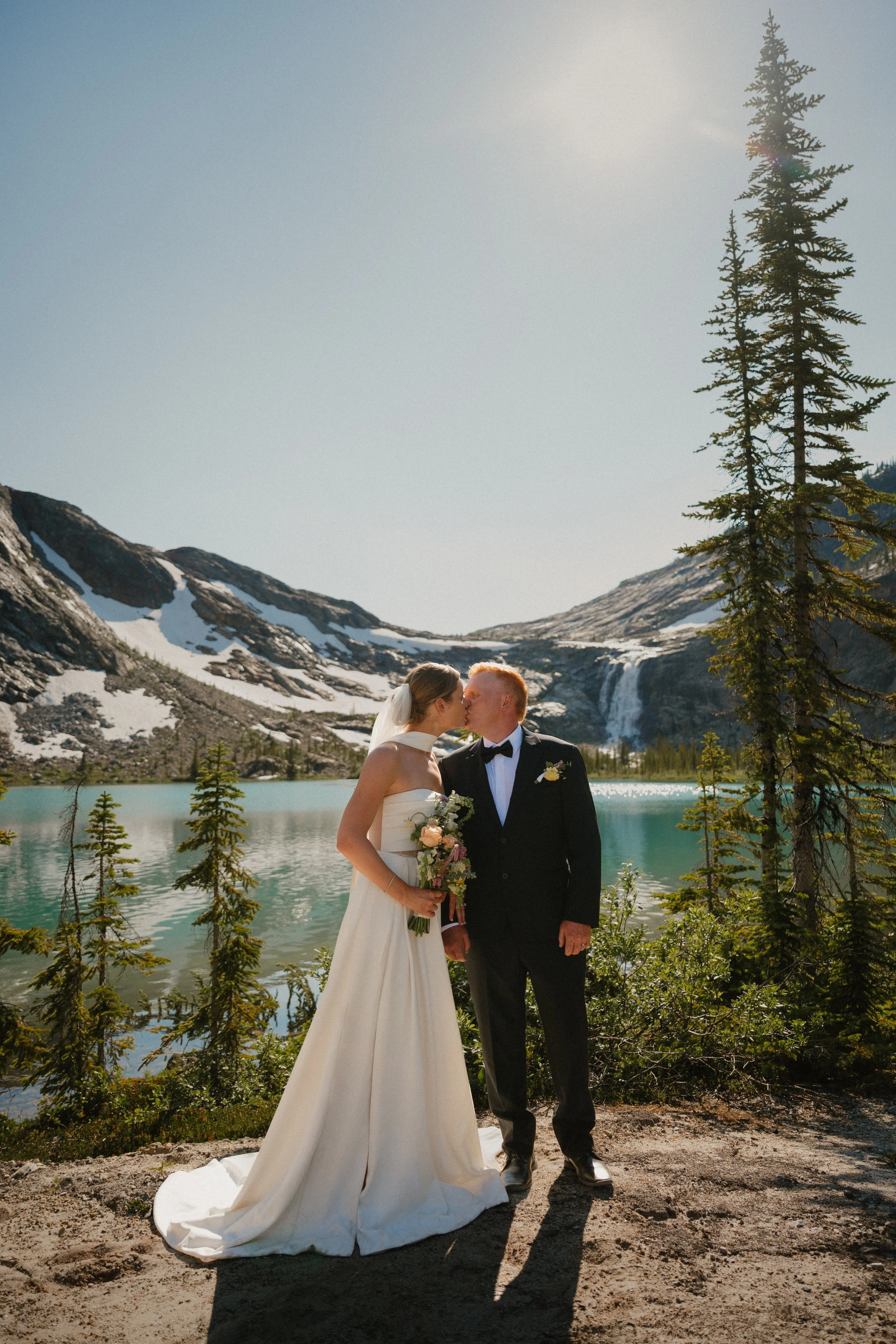 Jessie + Cade - Revelstoke Helicopter Elopement-80.jpg