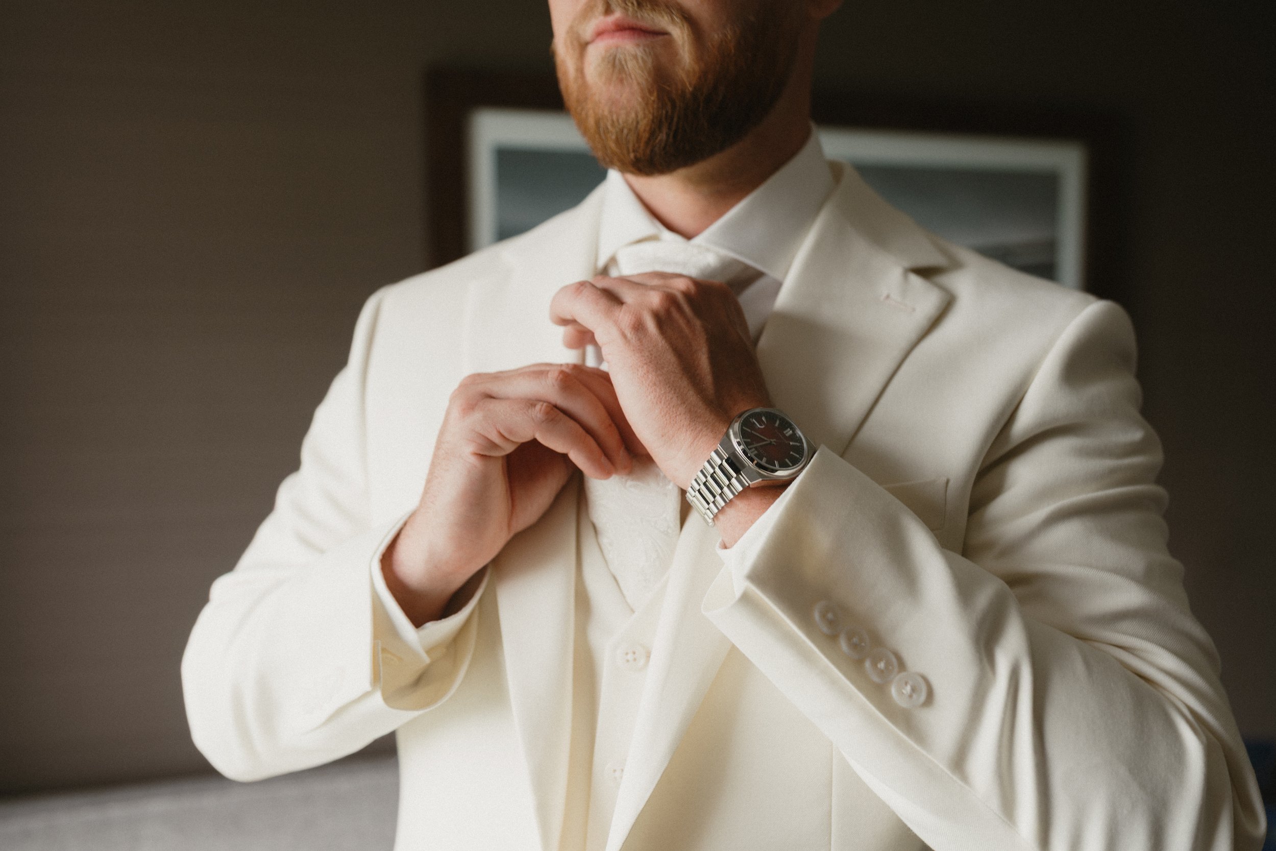 Kiona + Connor - Rancho Burro Wedding - Guy_s getting ready -11.jpg
