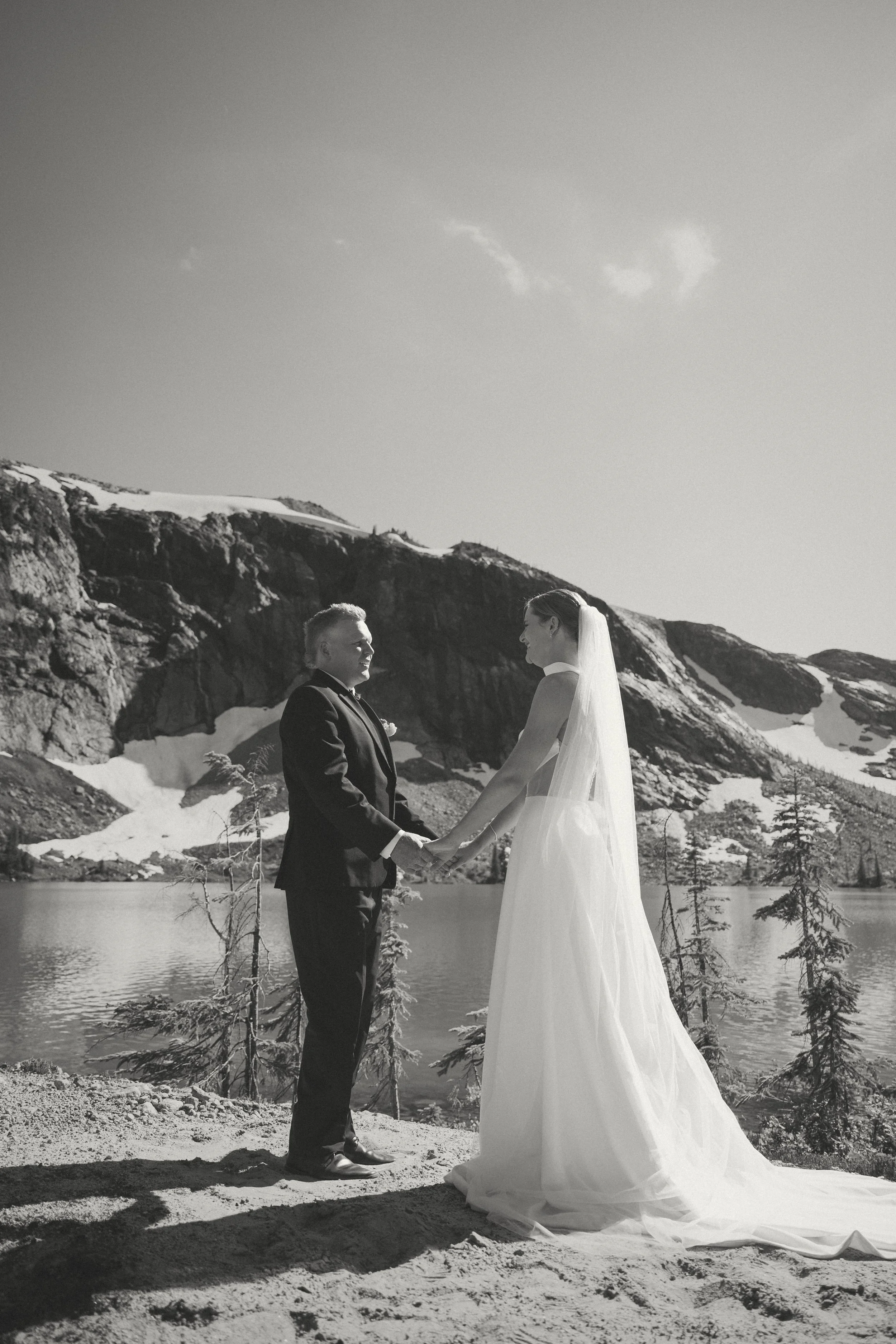 Jessie + Cade - Revelstoke Helicopter Elopement-56.jpg