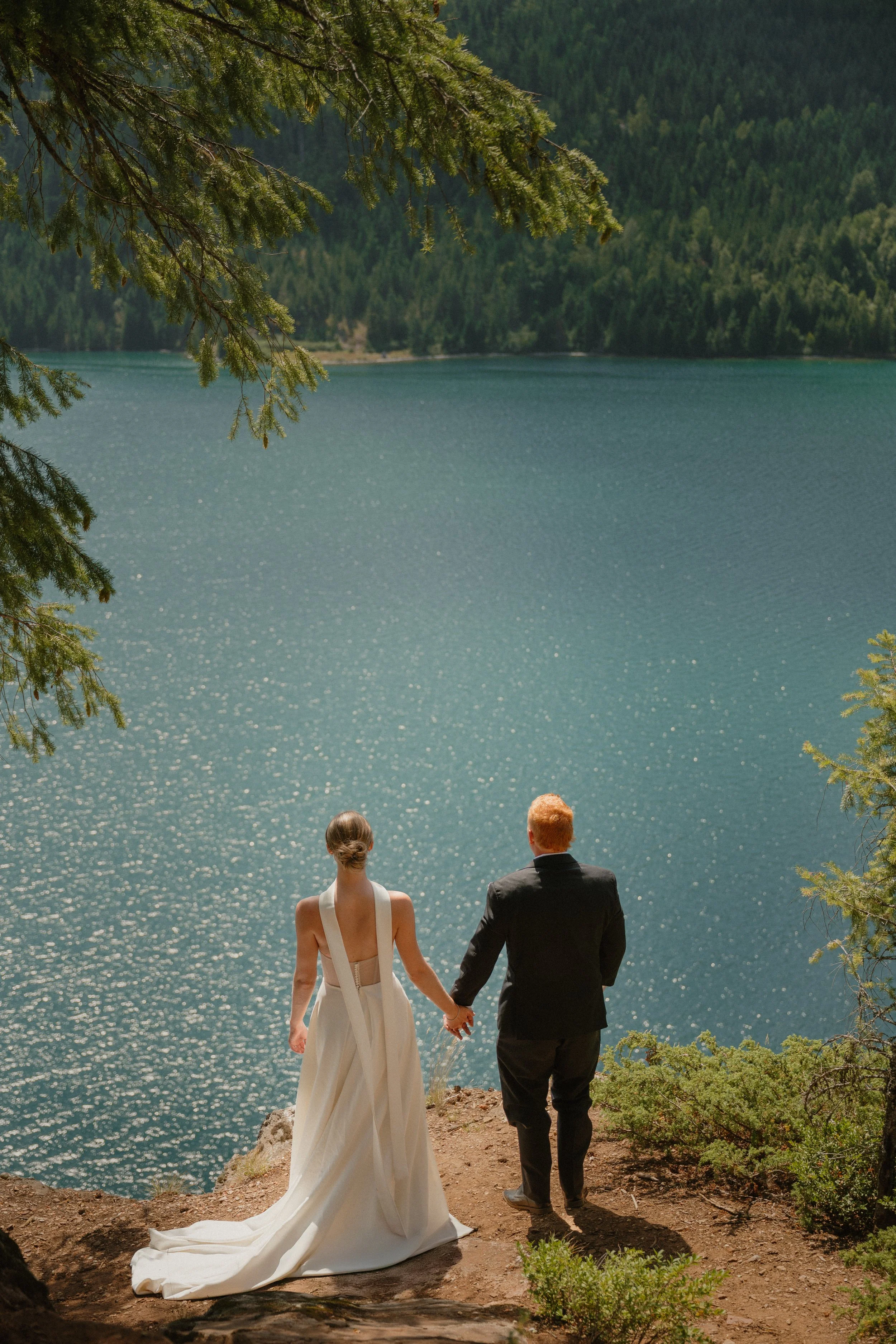 Jessie + Cade - Revelstoke Helicopter Elopement-23.jpg