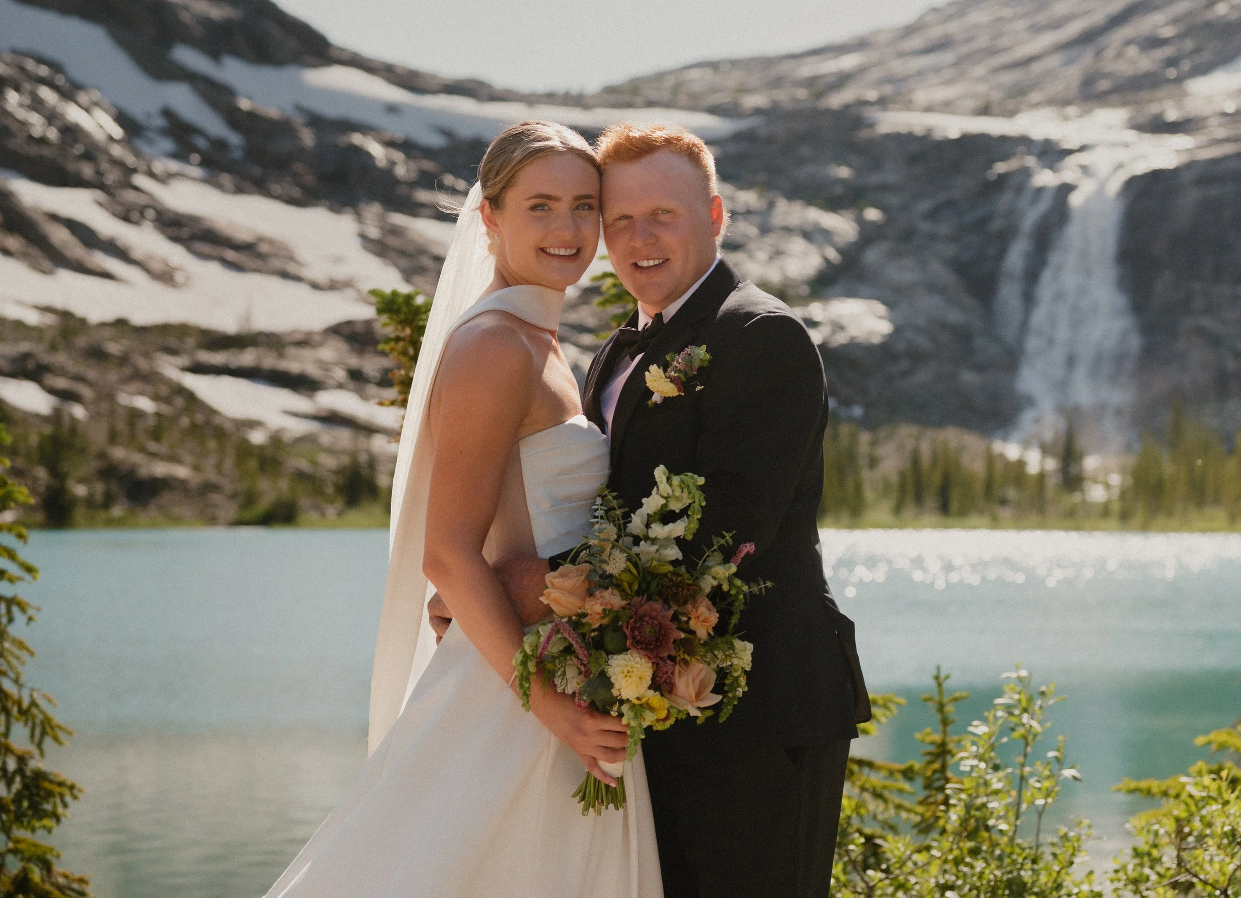 Jessie + Cade - Revelstoke Helicopter Elopement-81.jpg