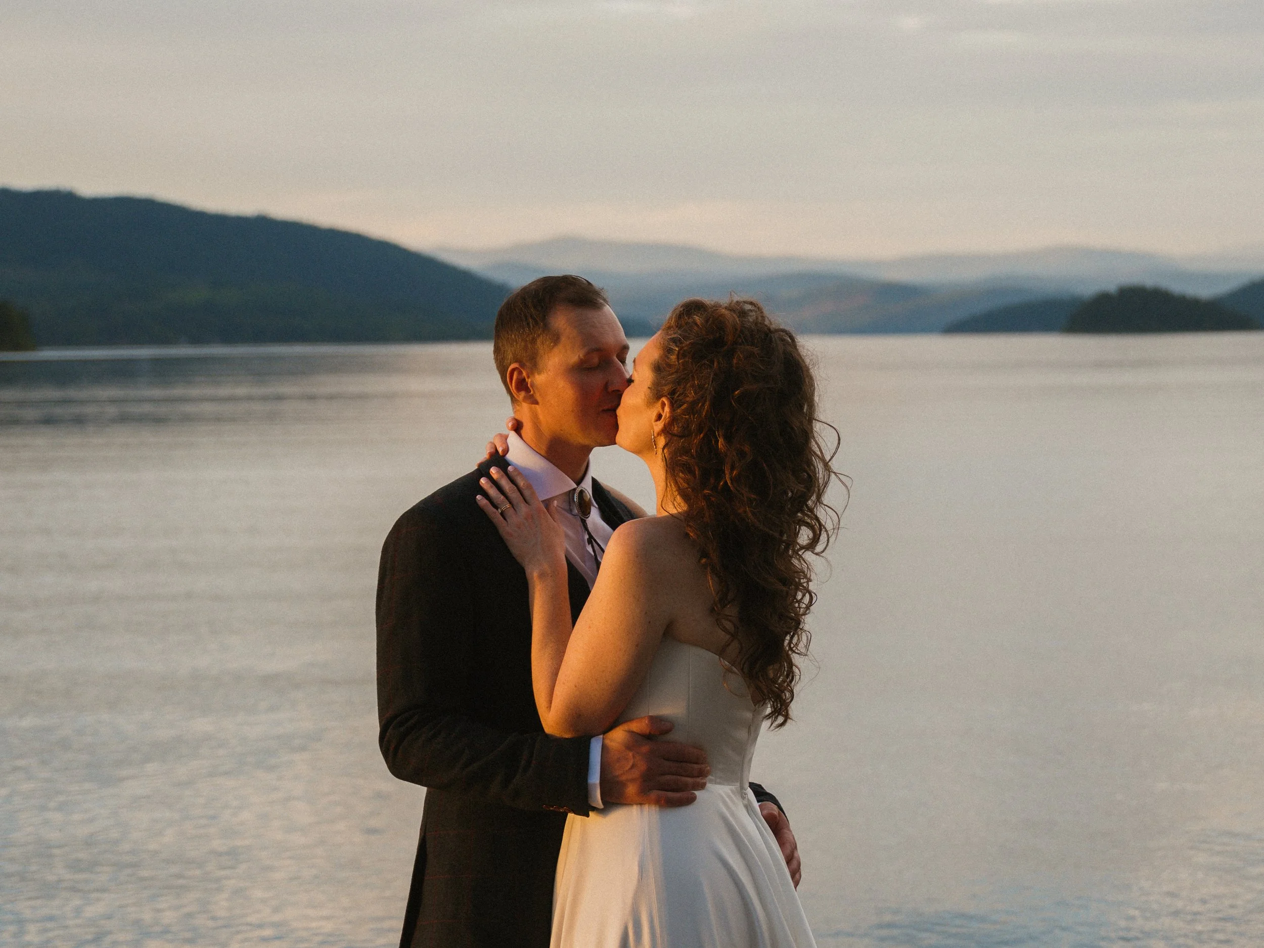 EARTH IN BLOOM PHOTOGRAPHY -Caitlin + Simon - 8-17.jpg