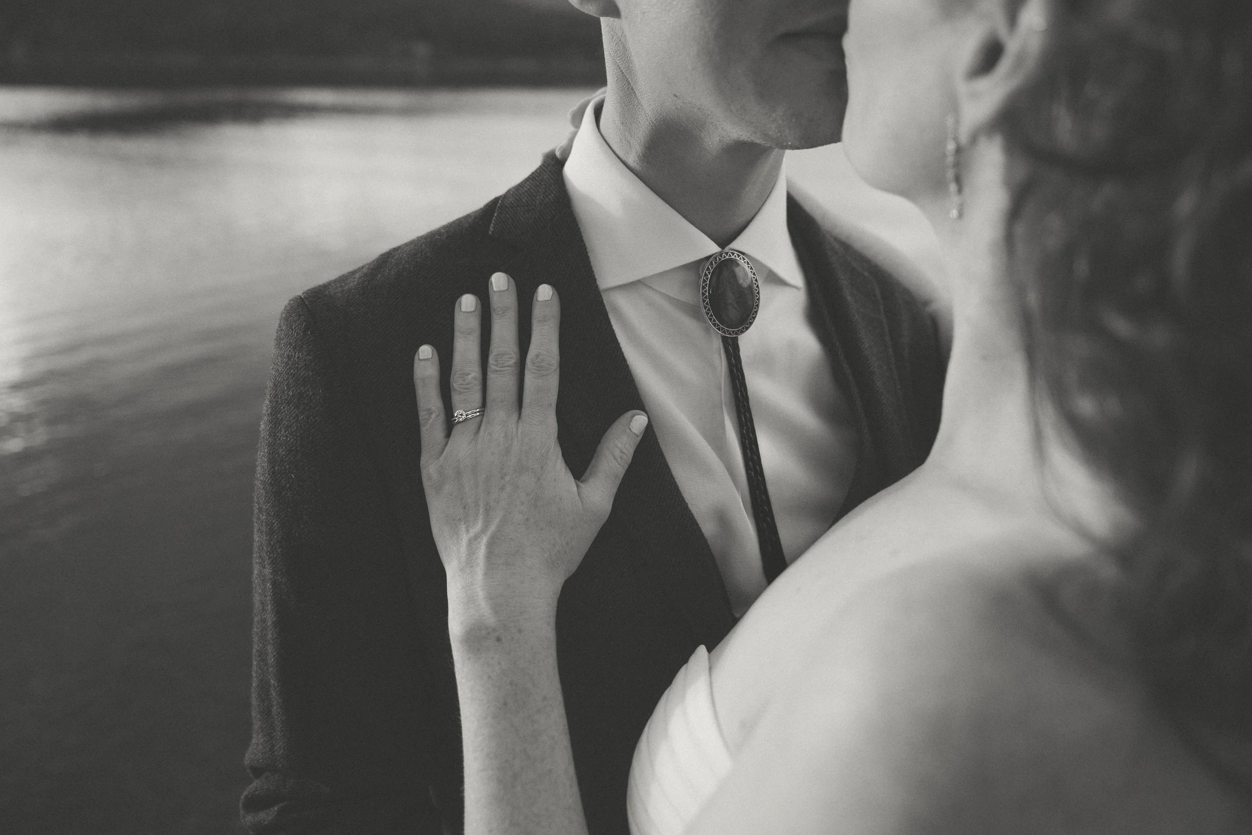 EARTH IN BLOOM PHOTOGRAPHY -Caitlin + Simon - 8-20.jpg