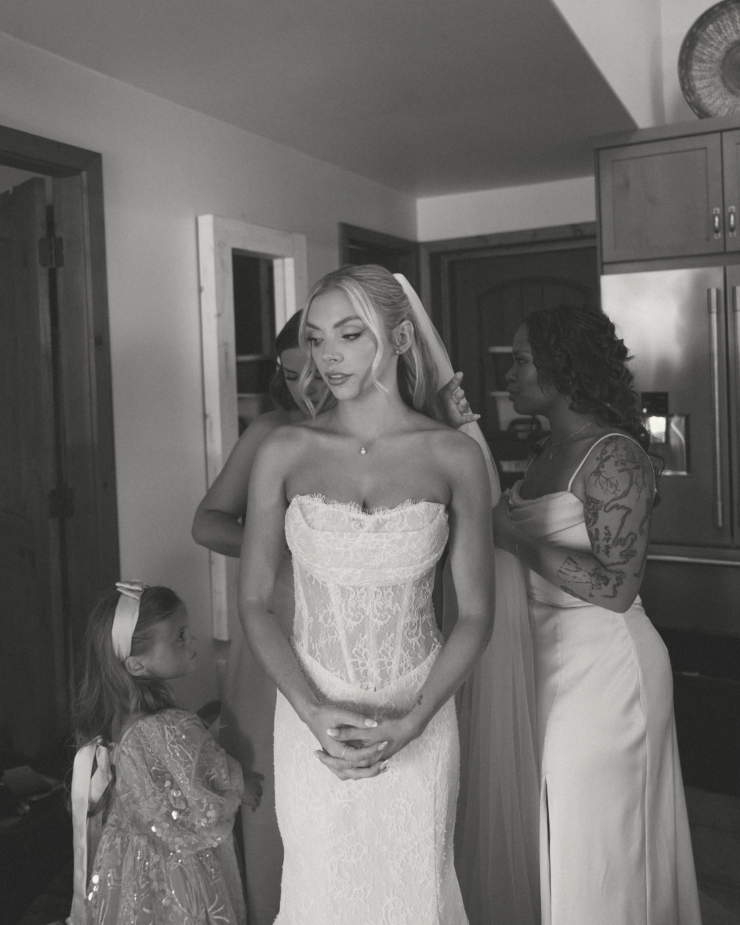 Kiona + Connor - Rancho Burro Wedding - Pre-ceremony-39.jpg