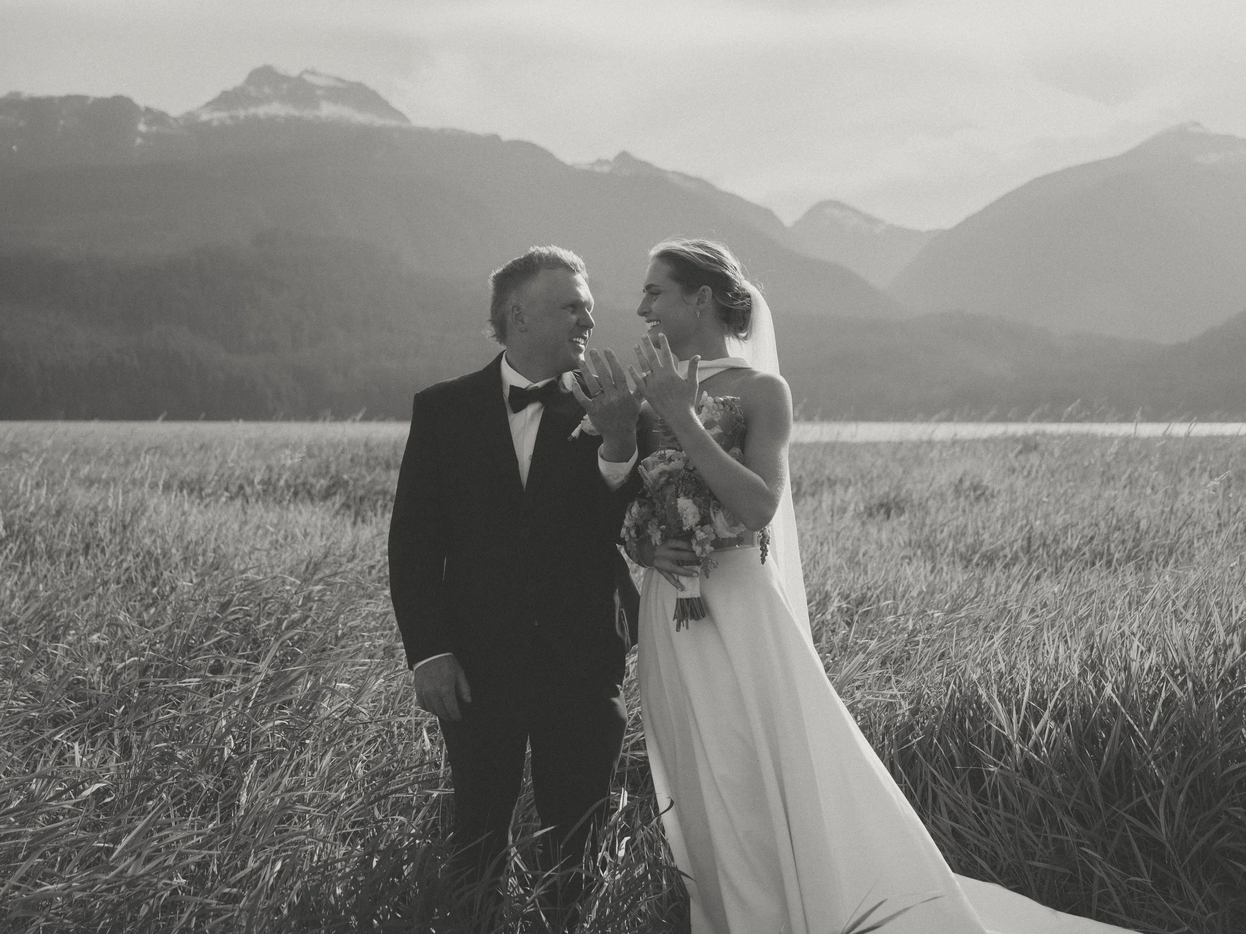 Jessie + Cade - Revelstoke Helicopter Elopement-130.jpg