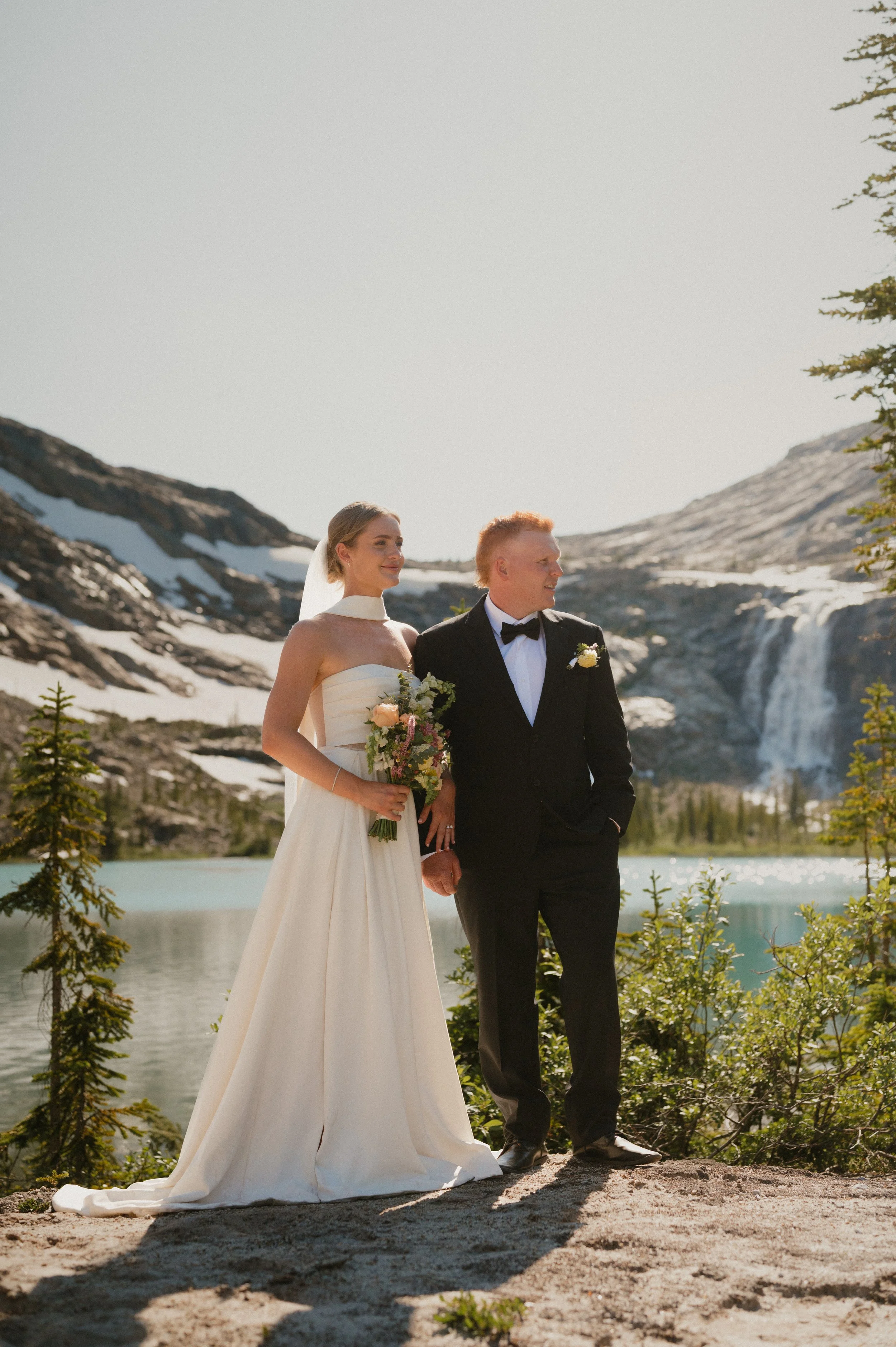 Jessie + Cade - Revelstoke Helicopter Elopement-76.jpg